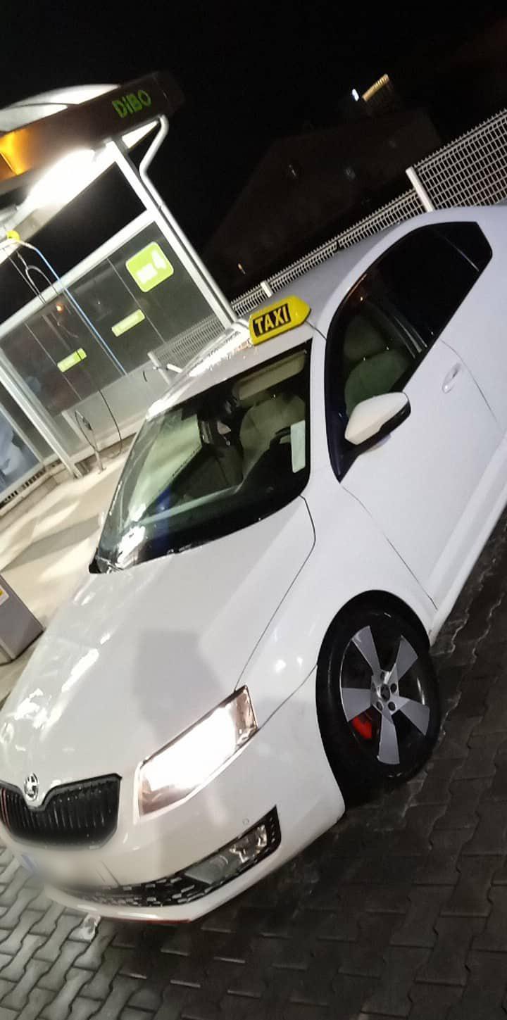 Pítrs Taxi foto 3