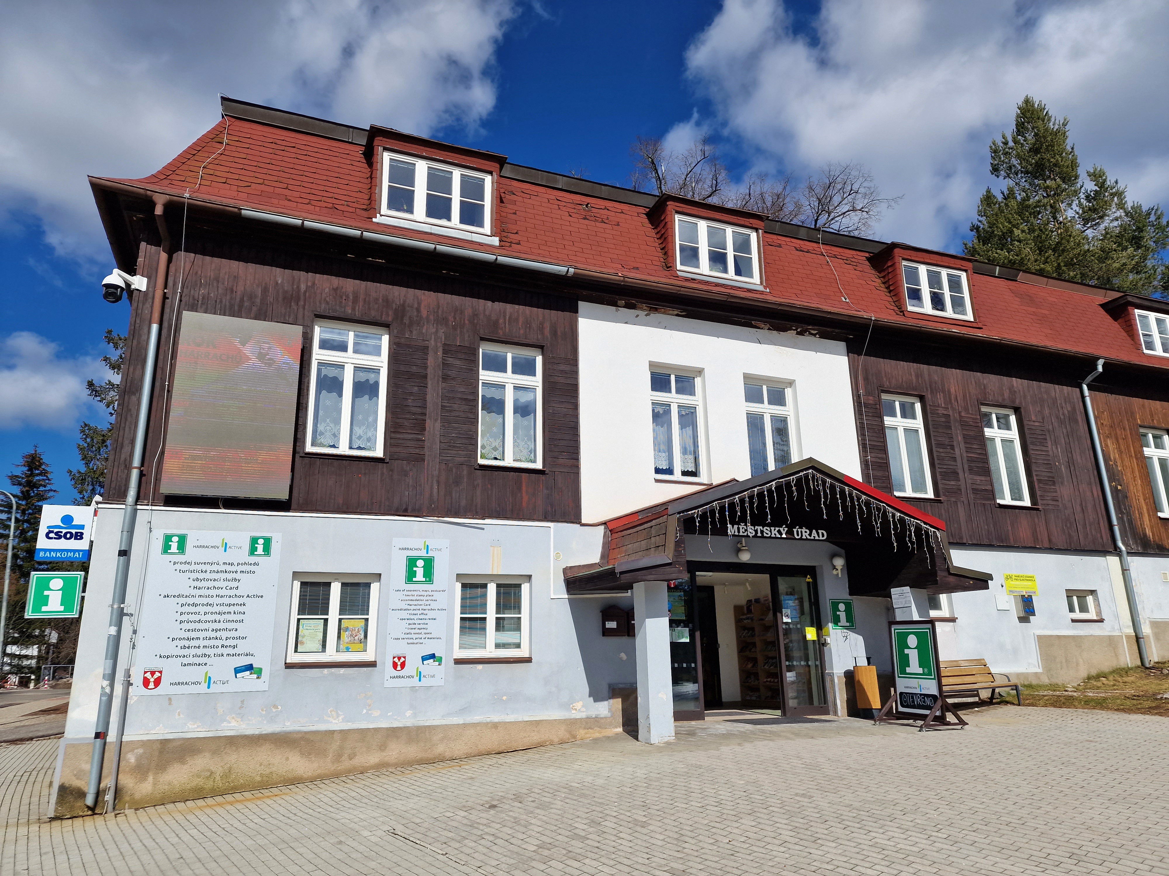 Harrachov - městský úřad foto 3
