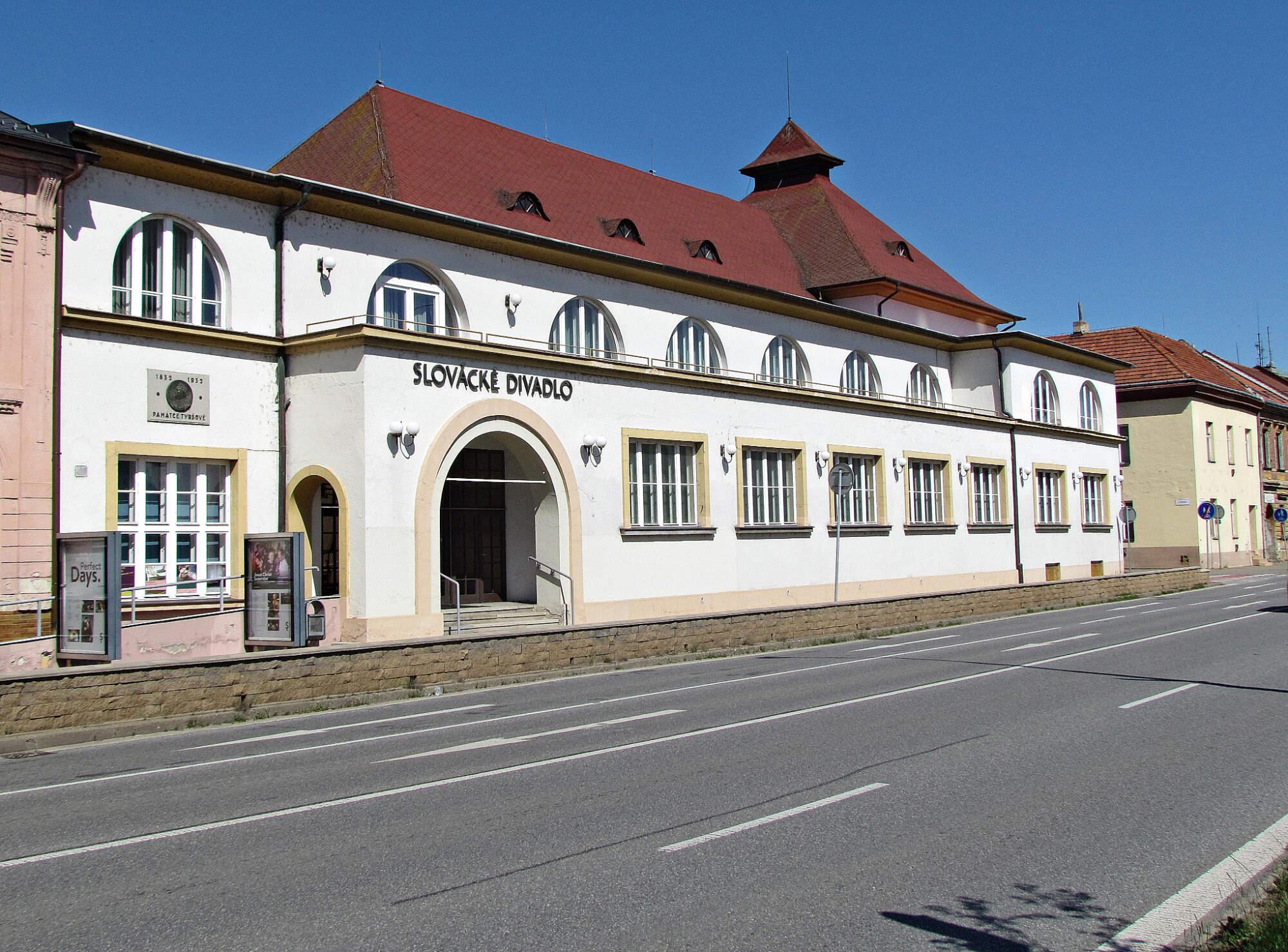 Slovácké divadlo Uherské Hradiště foto 4