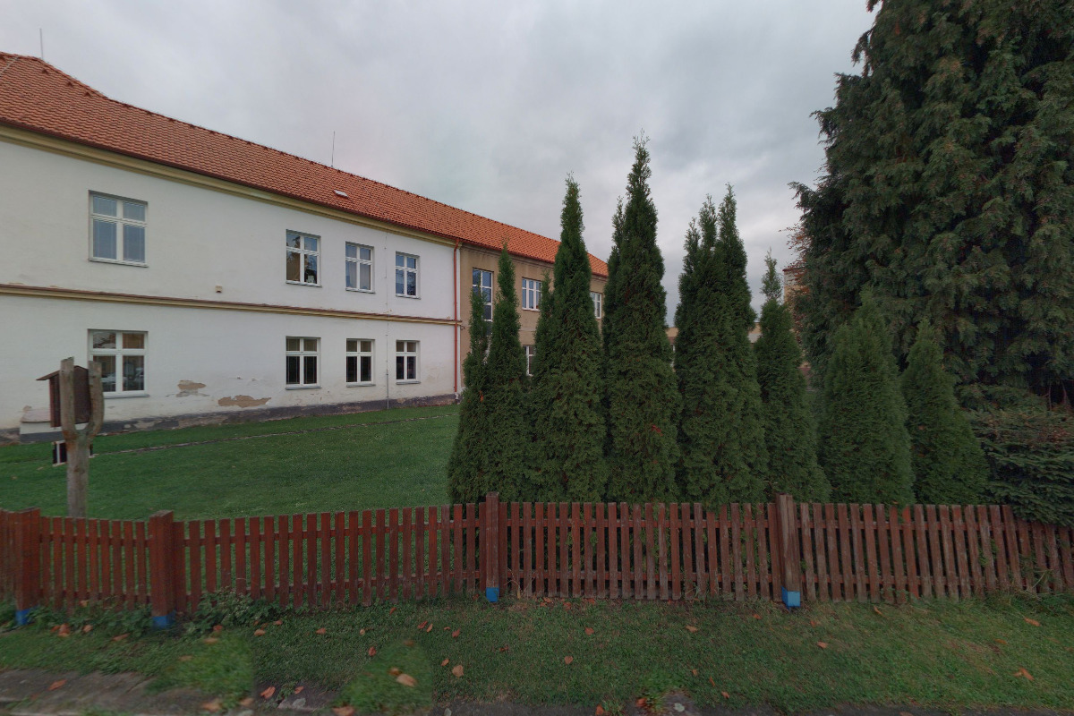 ZŠ a MŠ Hvožďany