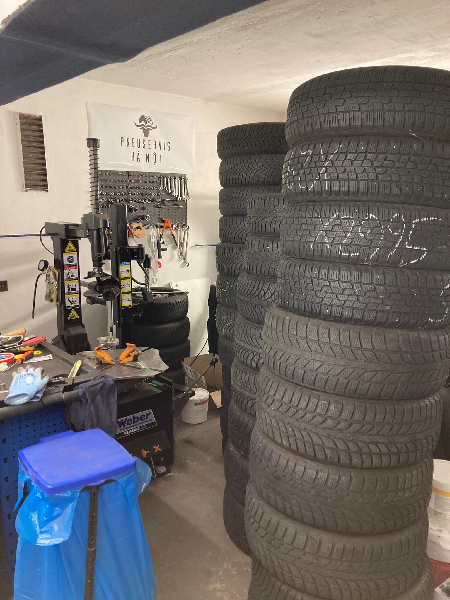 Auto-Pneuservis Hanoi foto 2