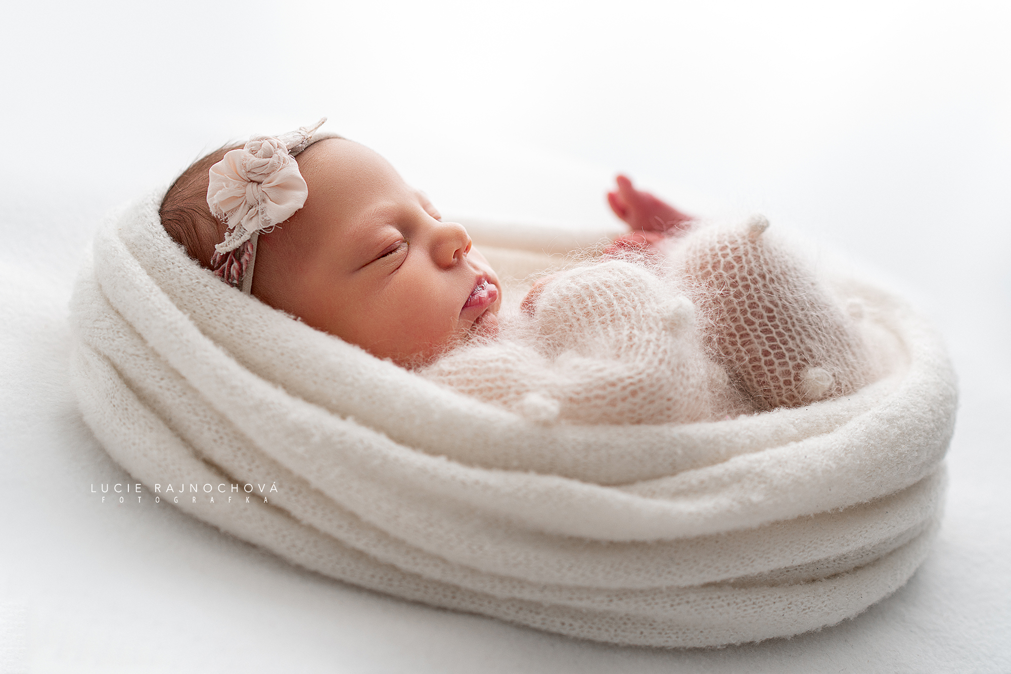 Lucie Rajnochová - fotografické služby foto 1