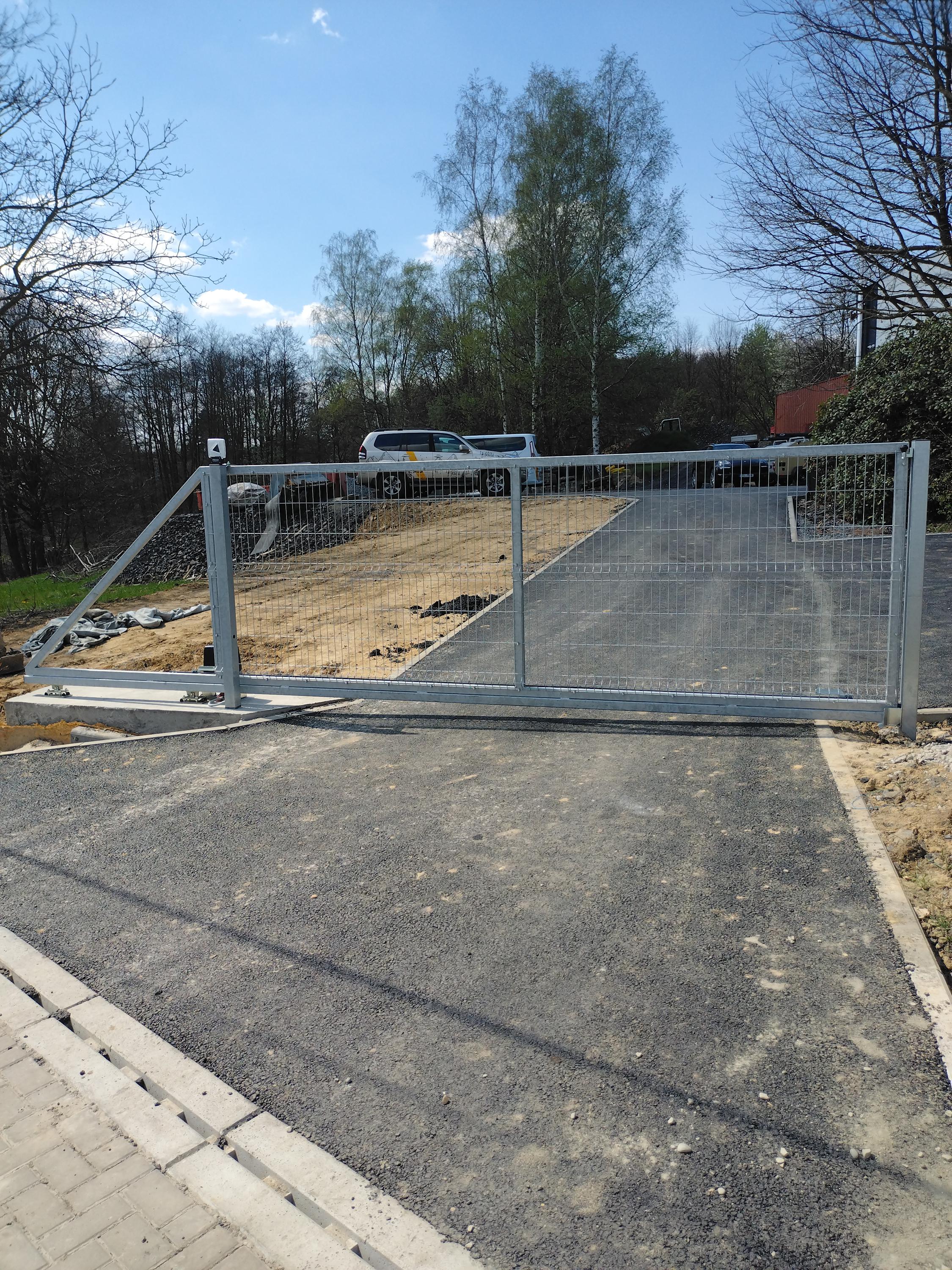 Ploty brány Rychvald - Martin Hálka foto 3