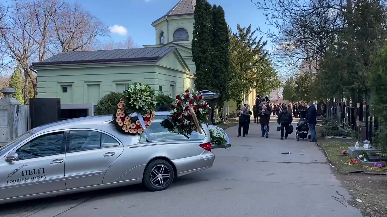 Pohřební služba HELFI foto 2 (náhled videa)