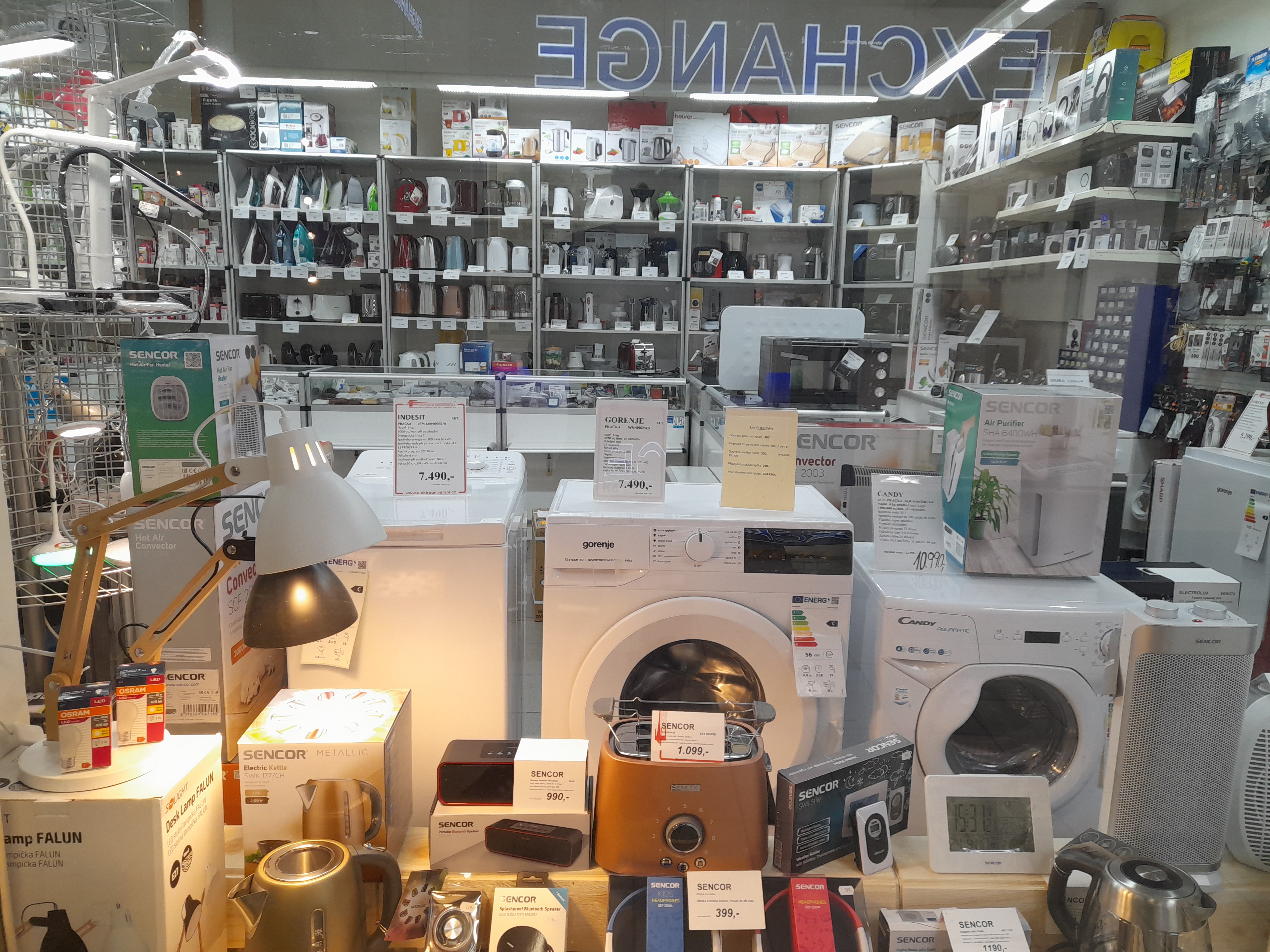 Elektro v pasáži foto 3