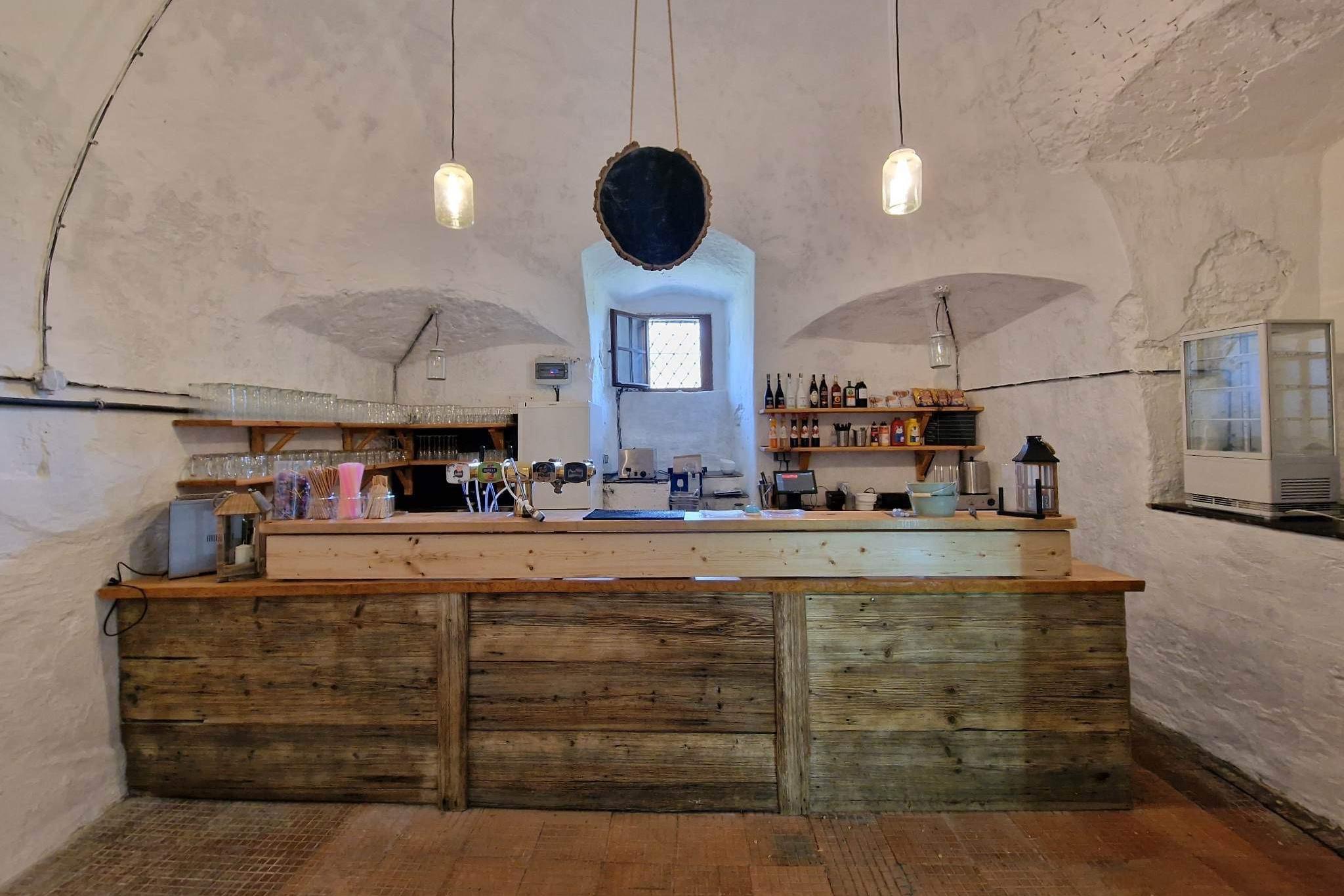 Bistro KONIBAR Jemčina
