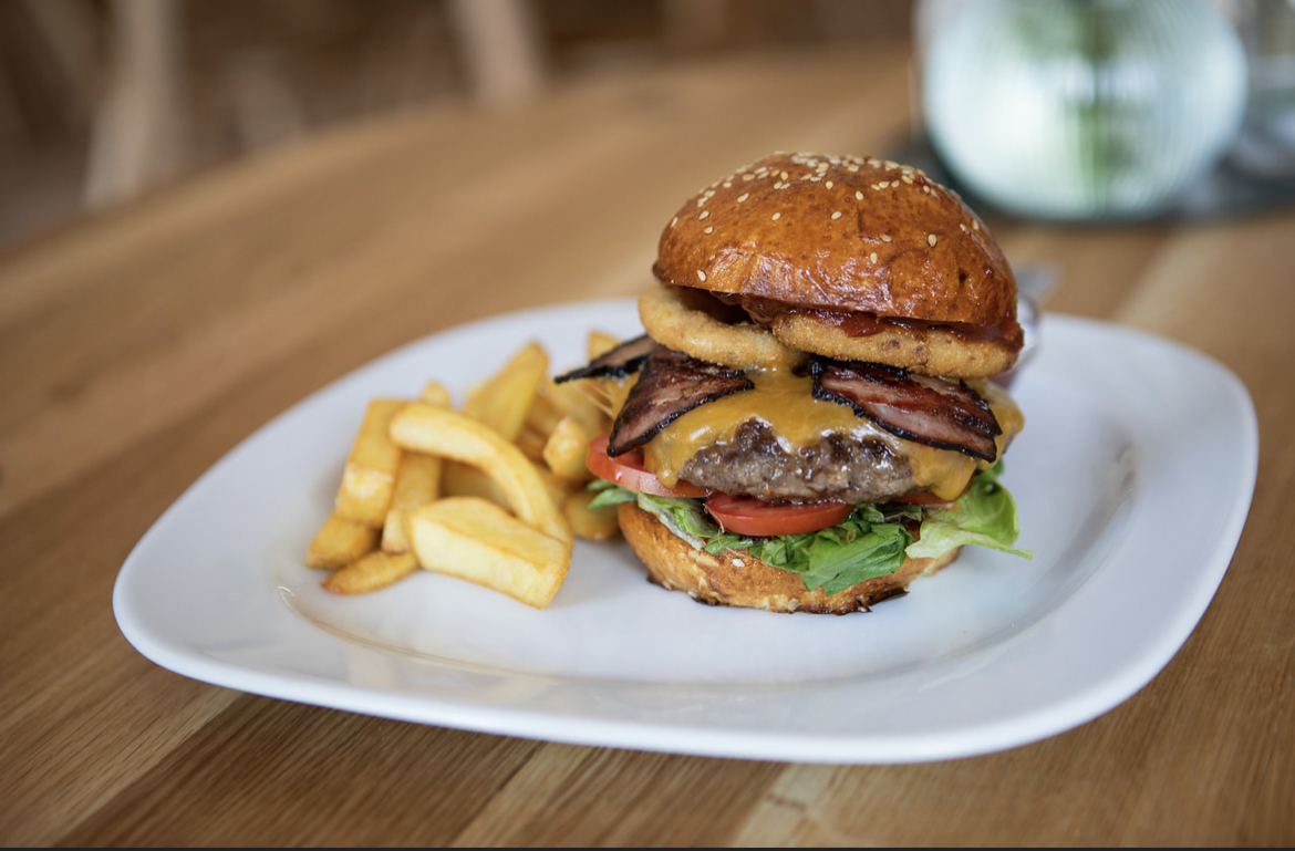 Lidový dům Zaječov foto 2