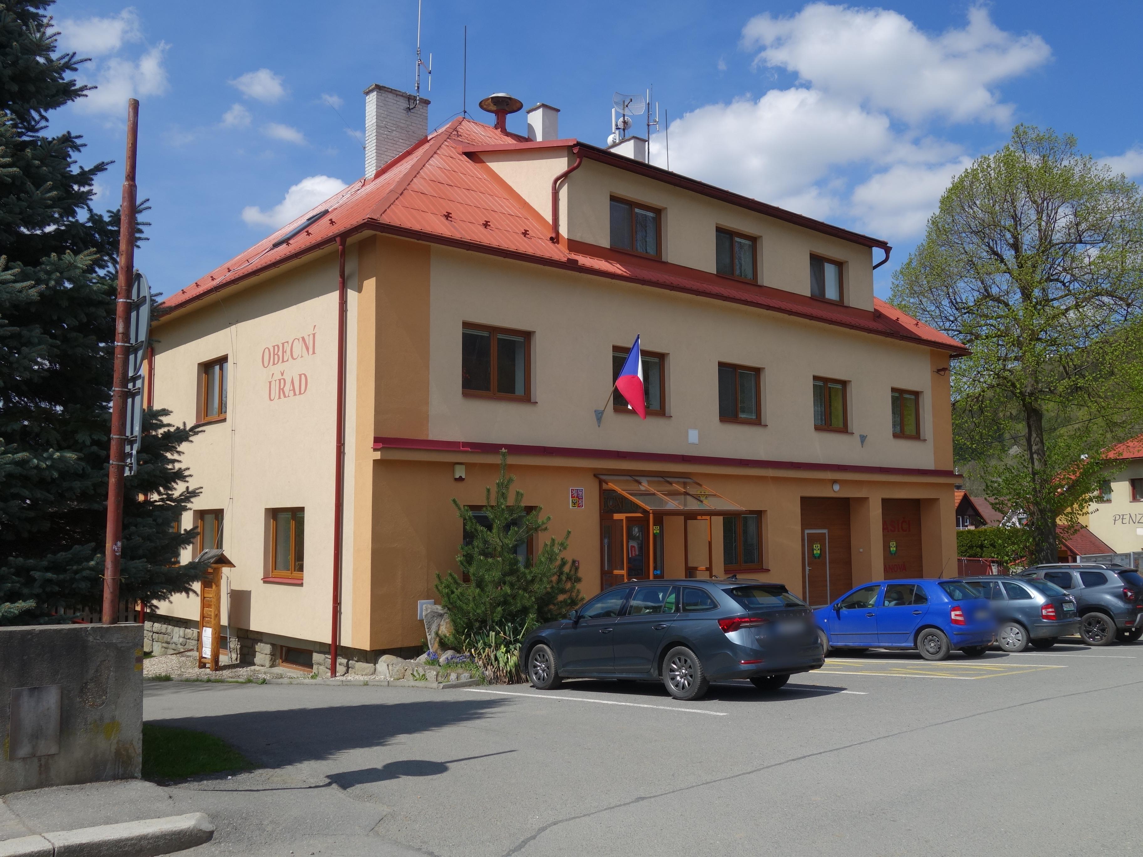 Janová - obecní úřad foto 3