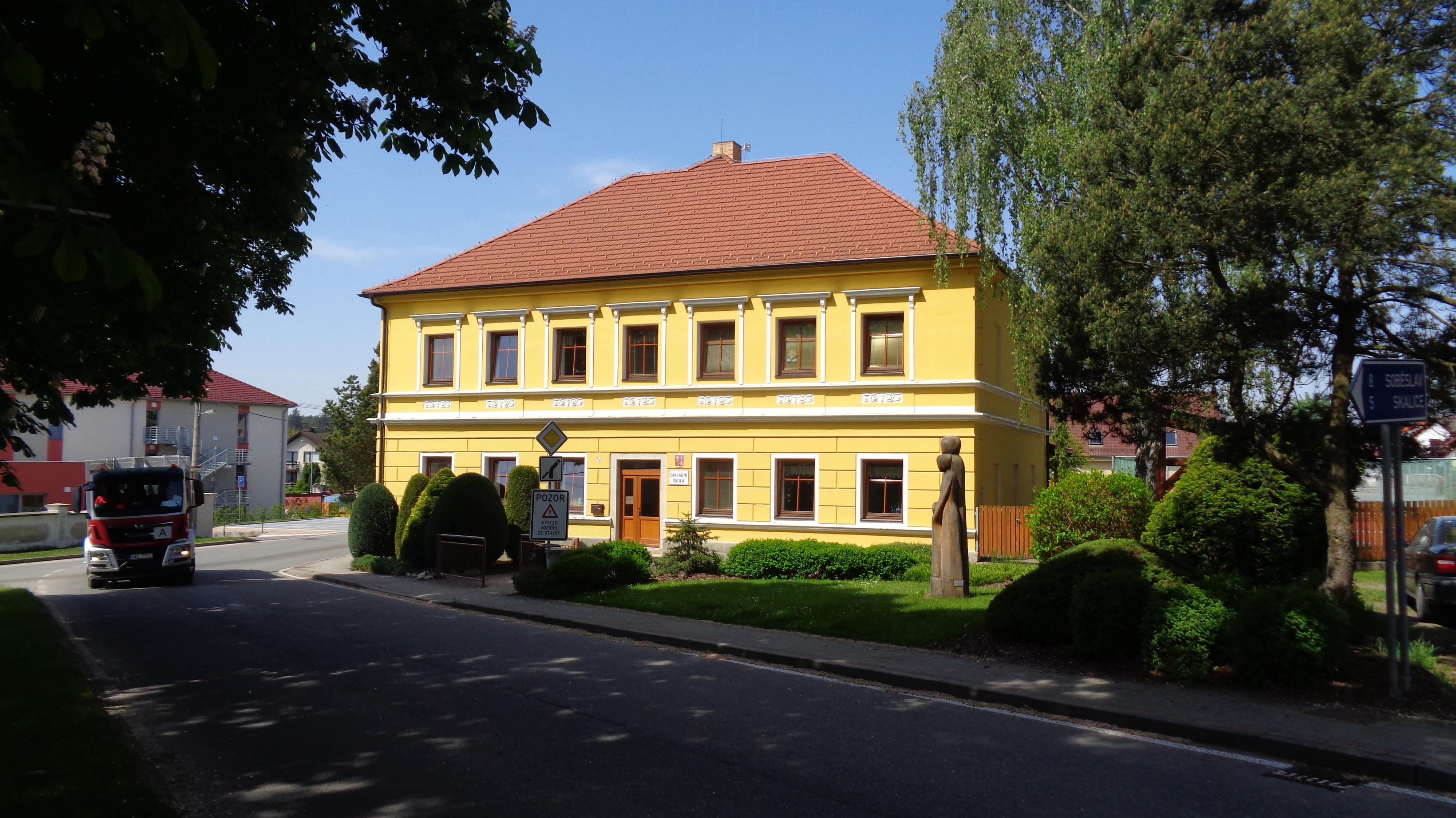ZŠ a MŠ Želeč foto 3