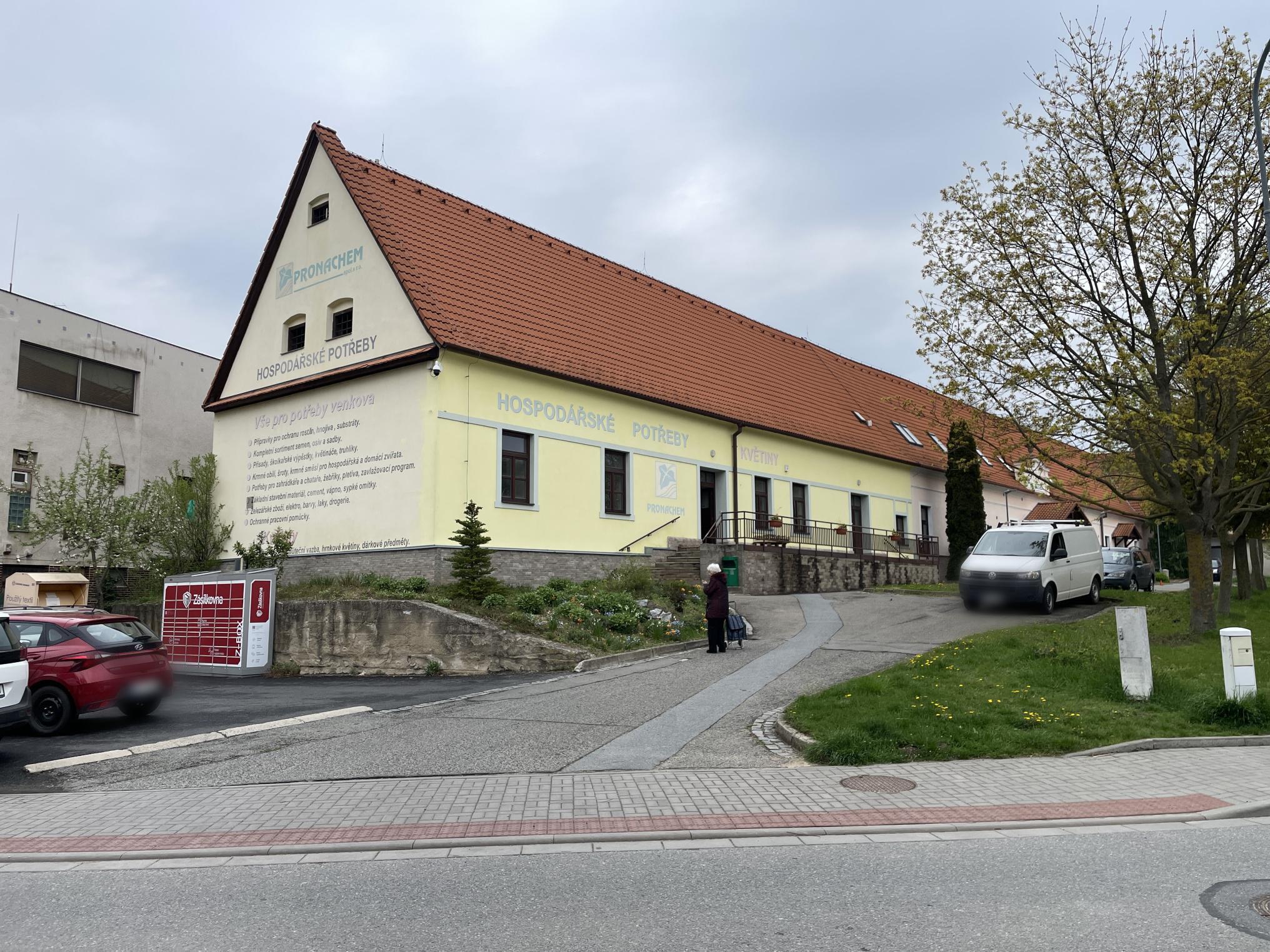 Zahrádkářské potřeby V zámku