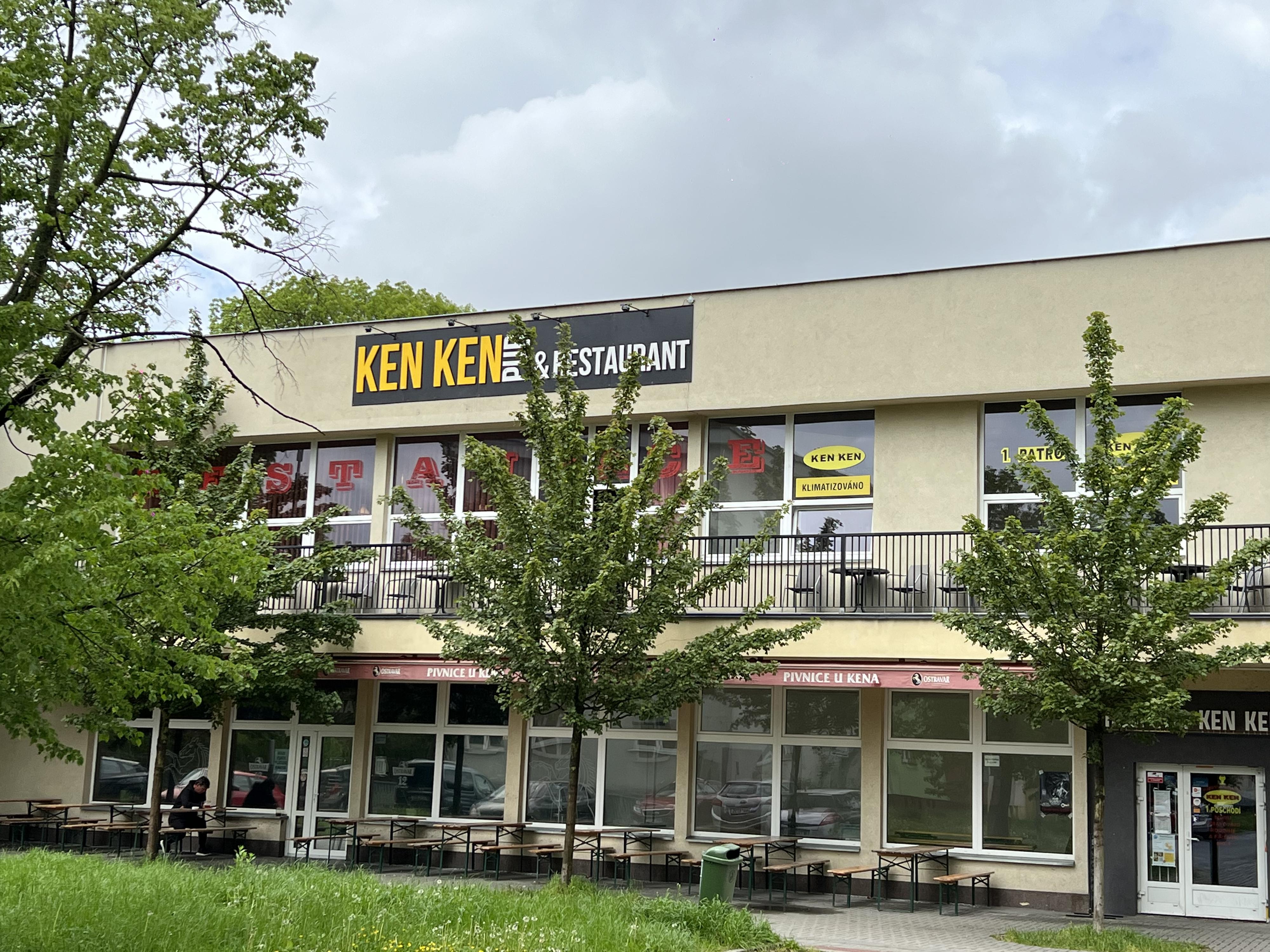 KEN KEN Pub & Restaurant foto 6