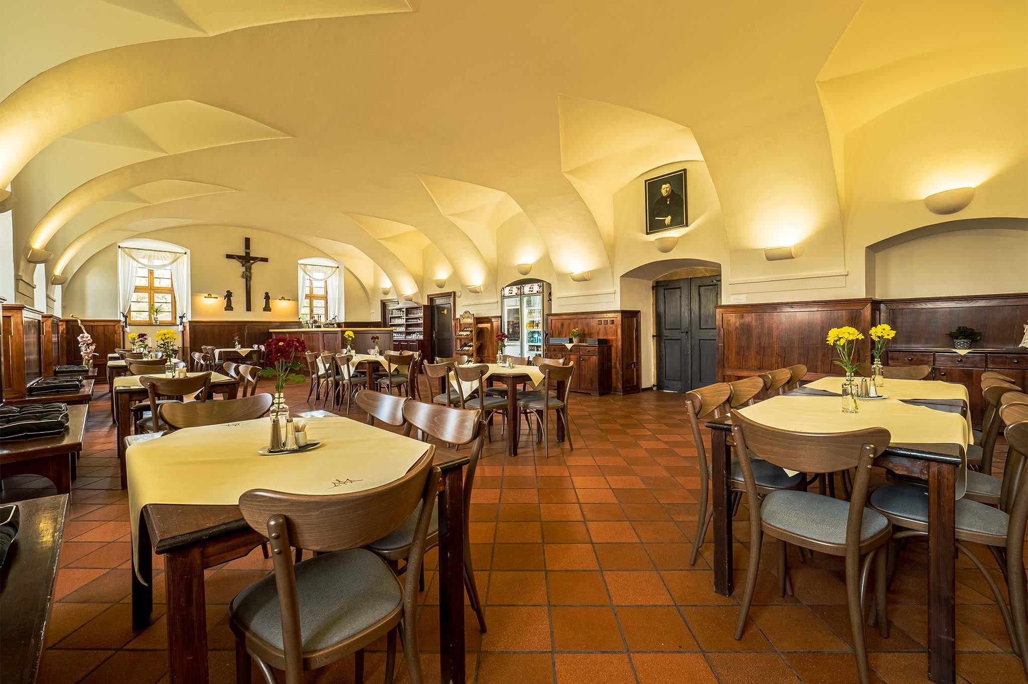 Klášterní restaurace Hejnice