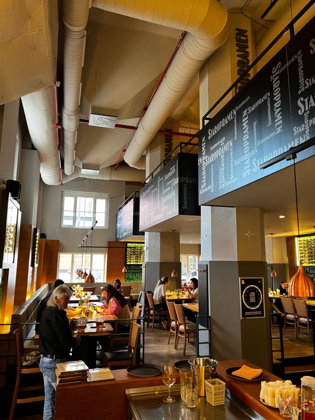 Restaurace Potrefená husa České Budějovice OC IGY foto 2