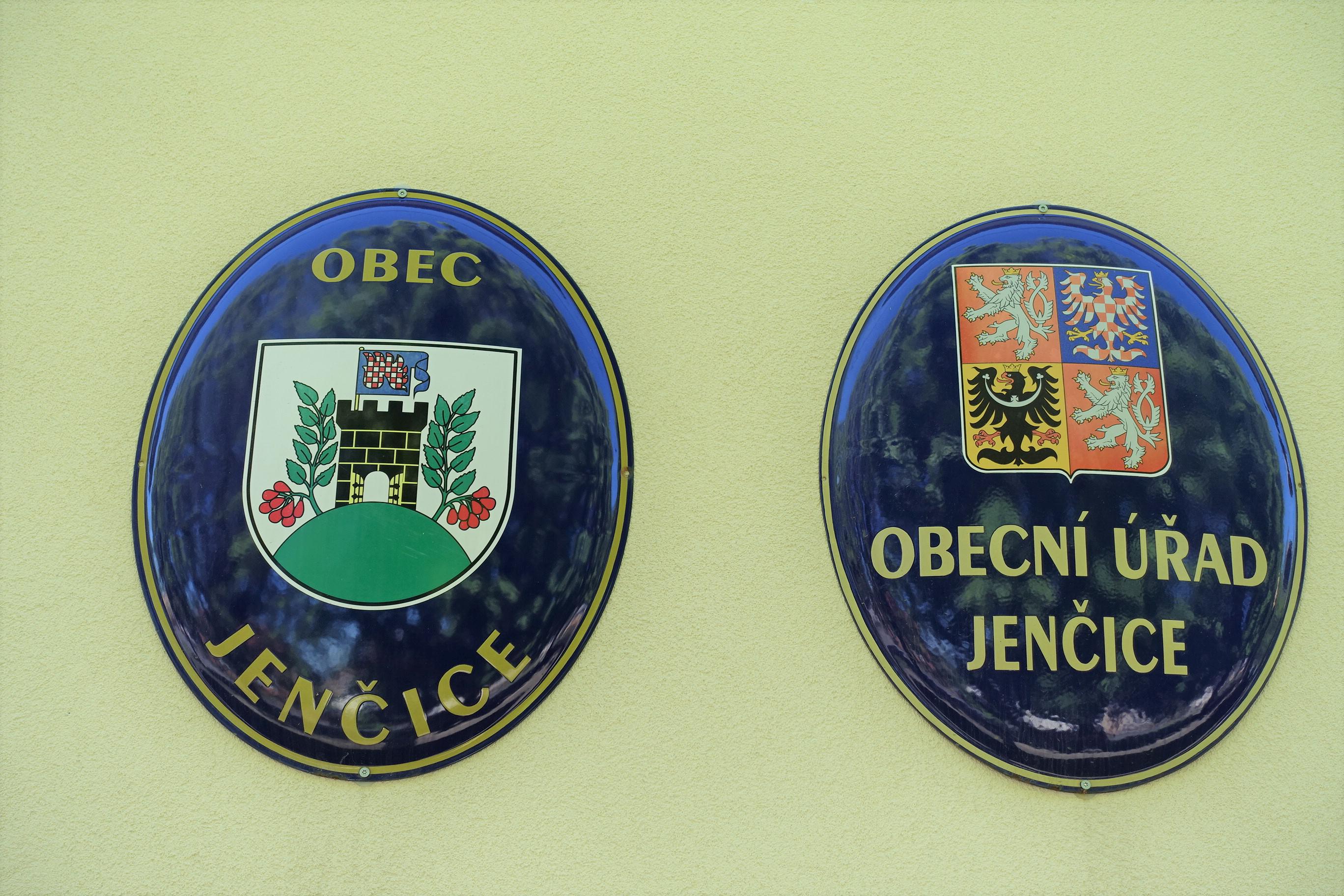 Jenčice - obecní úřad foto 3