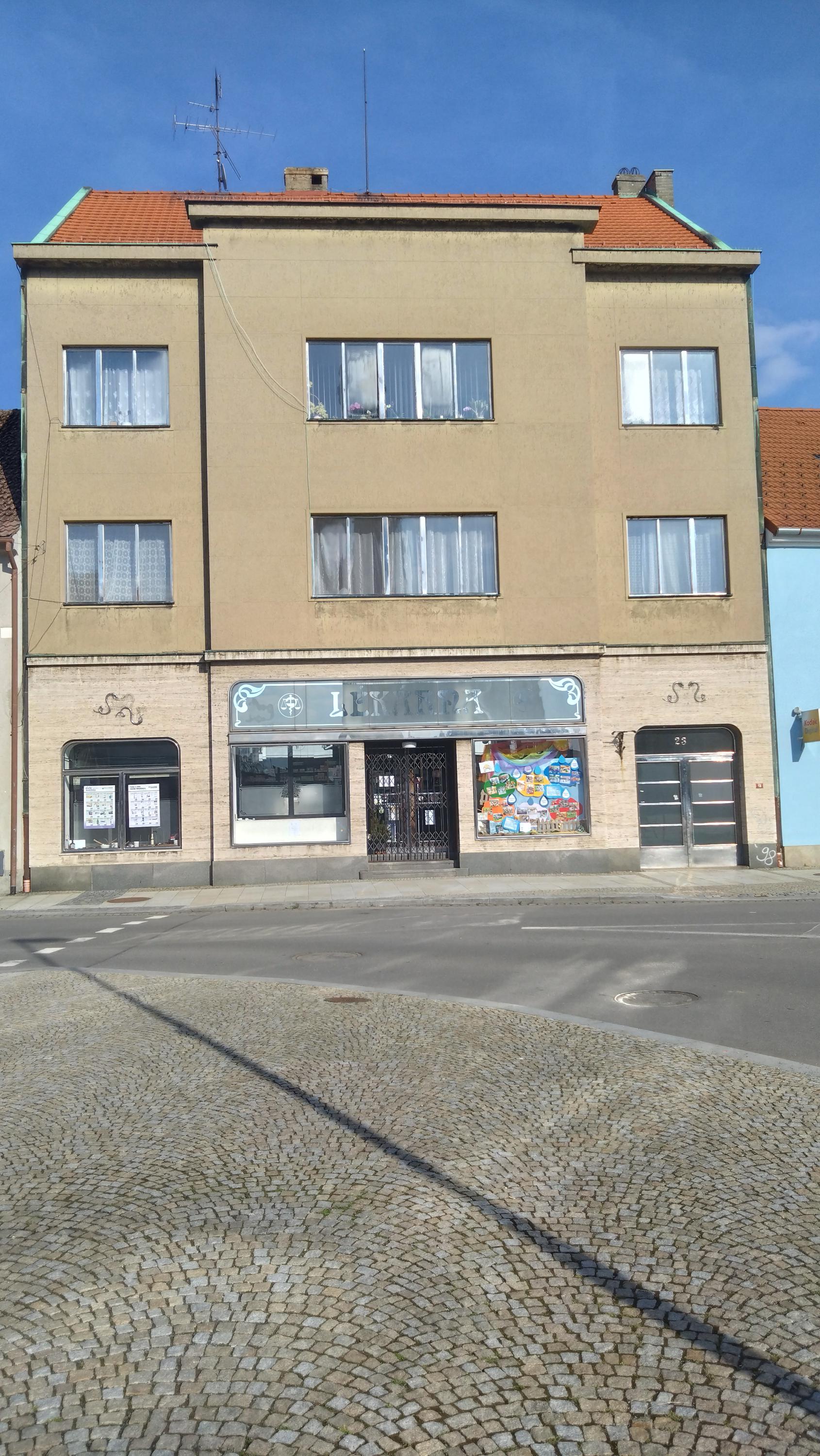 Lékárna U Zlaté koruny foto 3