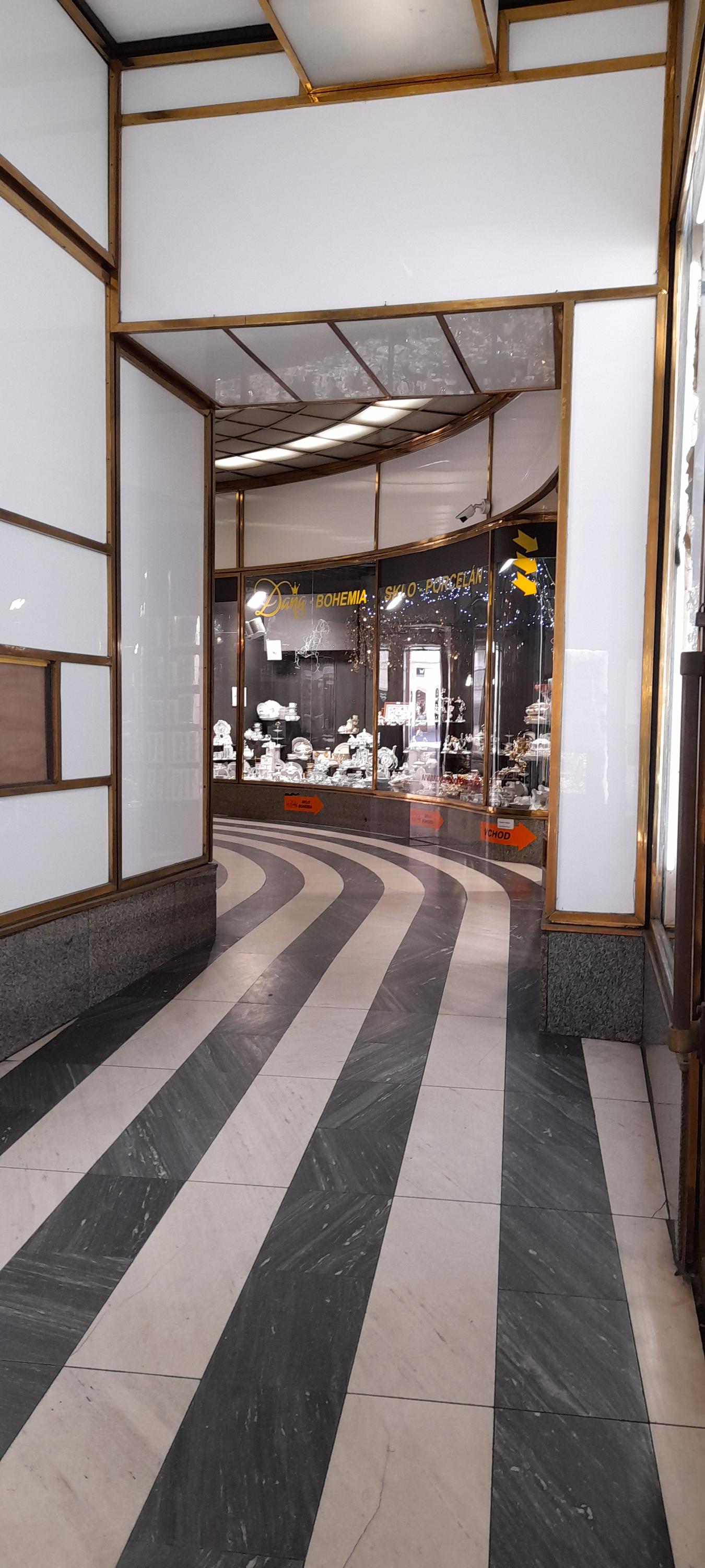 Dana Bohemia - sklo, porcelán foto 2