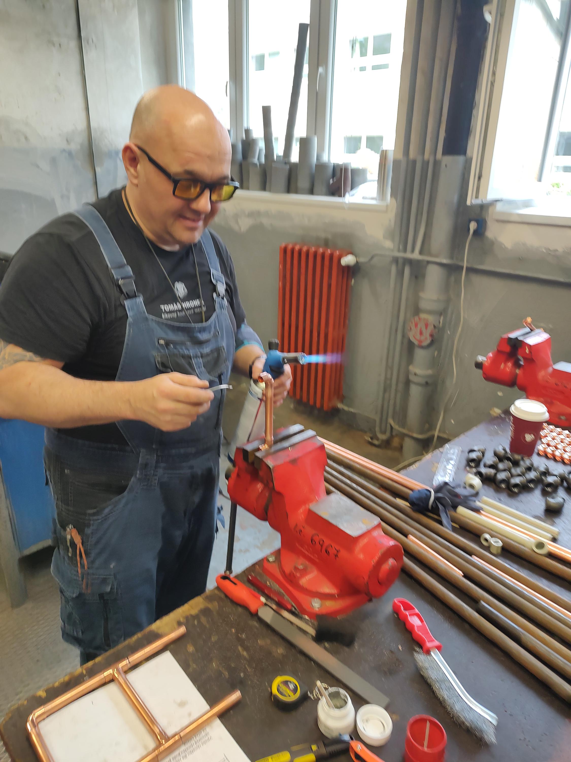 Hronek rekonstrukce a servis nemovitostí foto 4