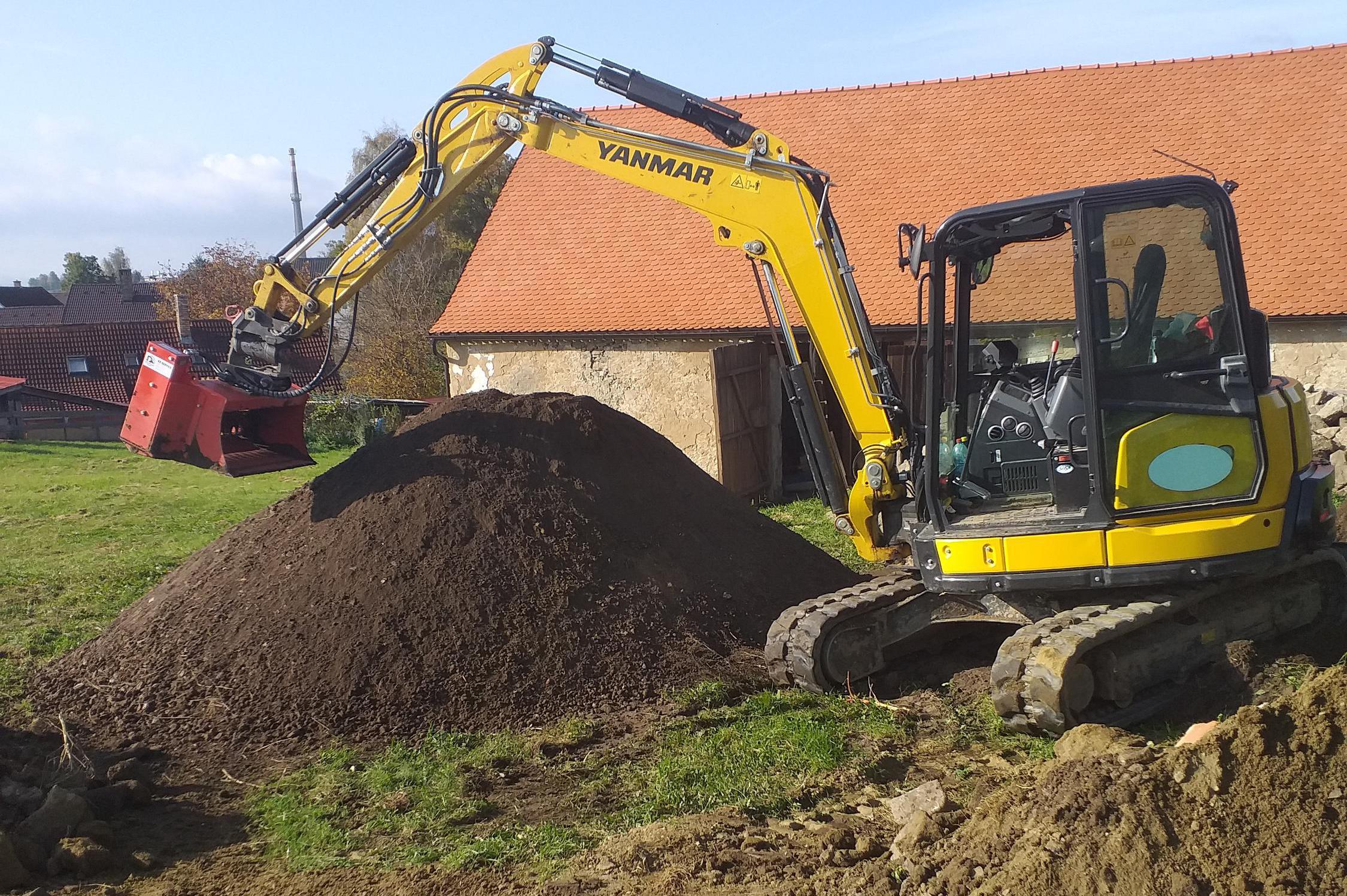 Zemní práce - Autodoprava  - Jan Ferenčík