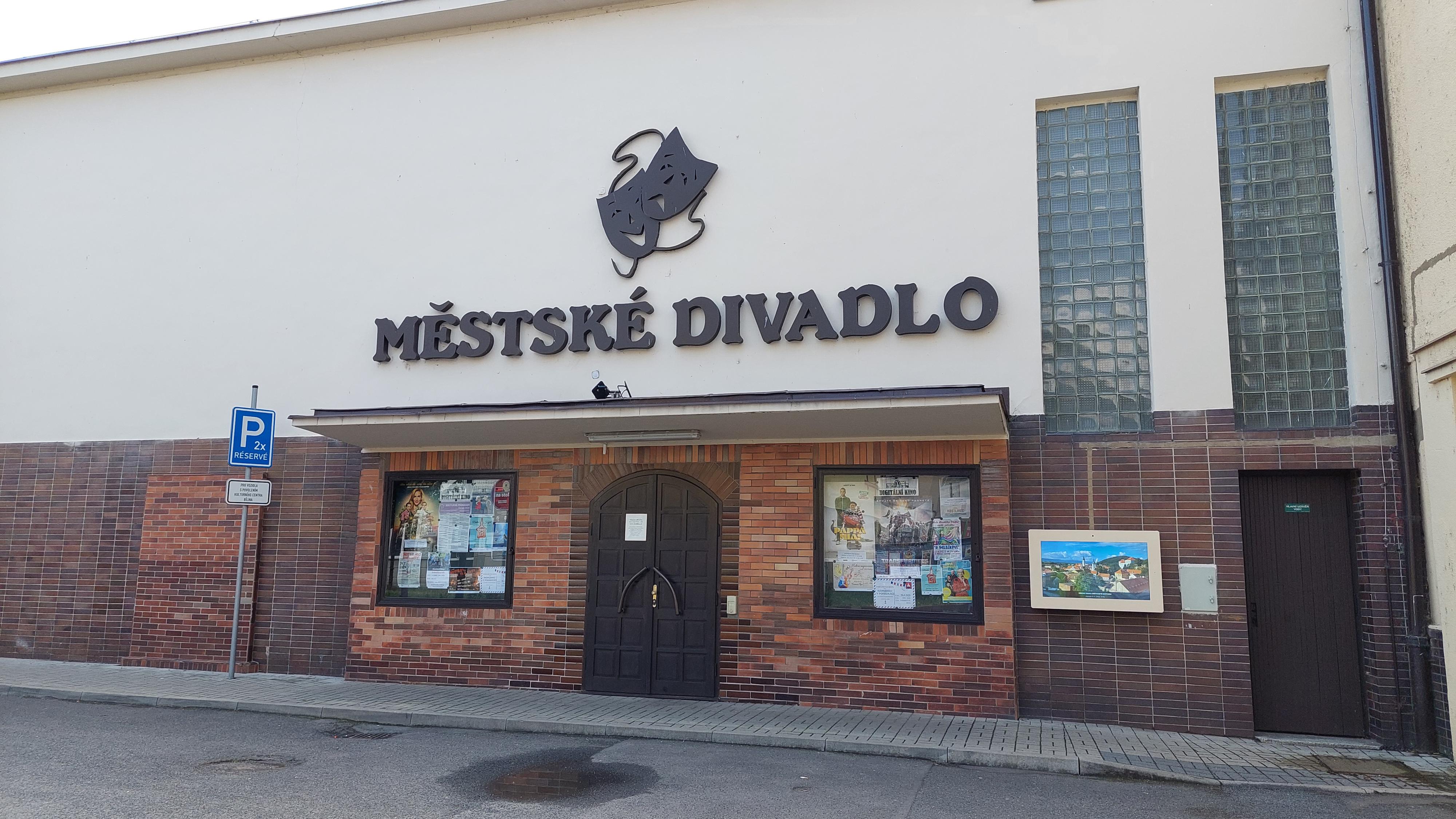Městské divadlo foto 3