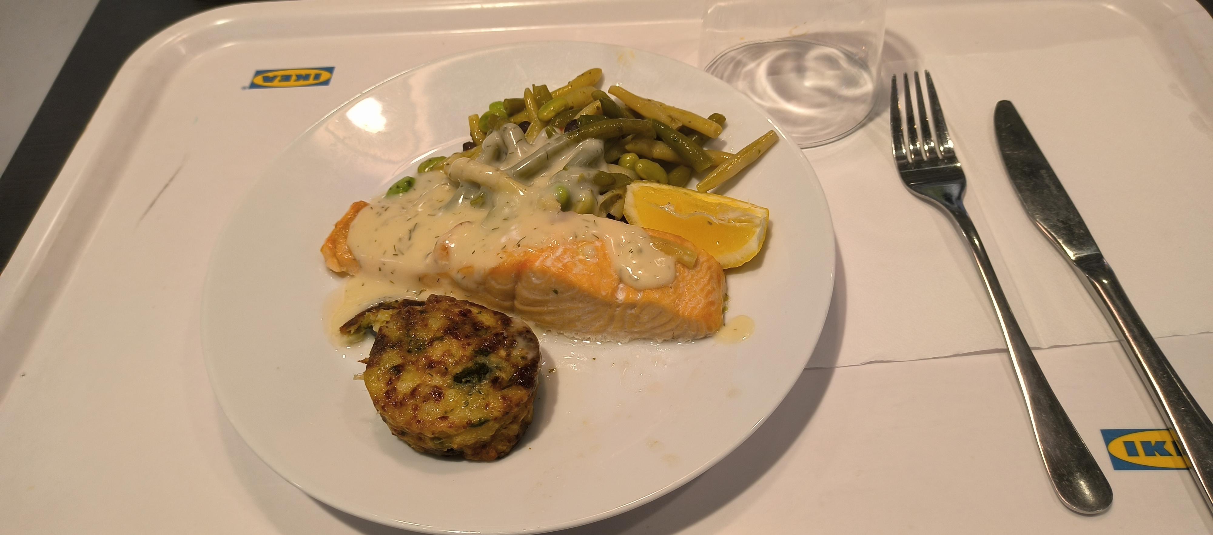 Švédská restaurace a kavárna IKEA Brno foto 5