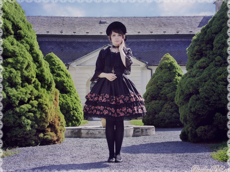 Porcelain Doll foto 3
