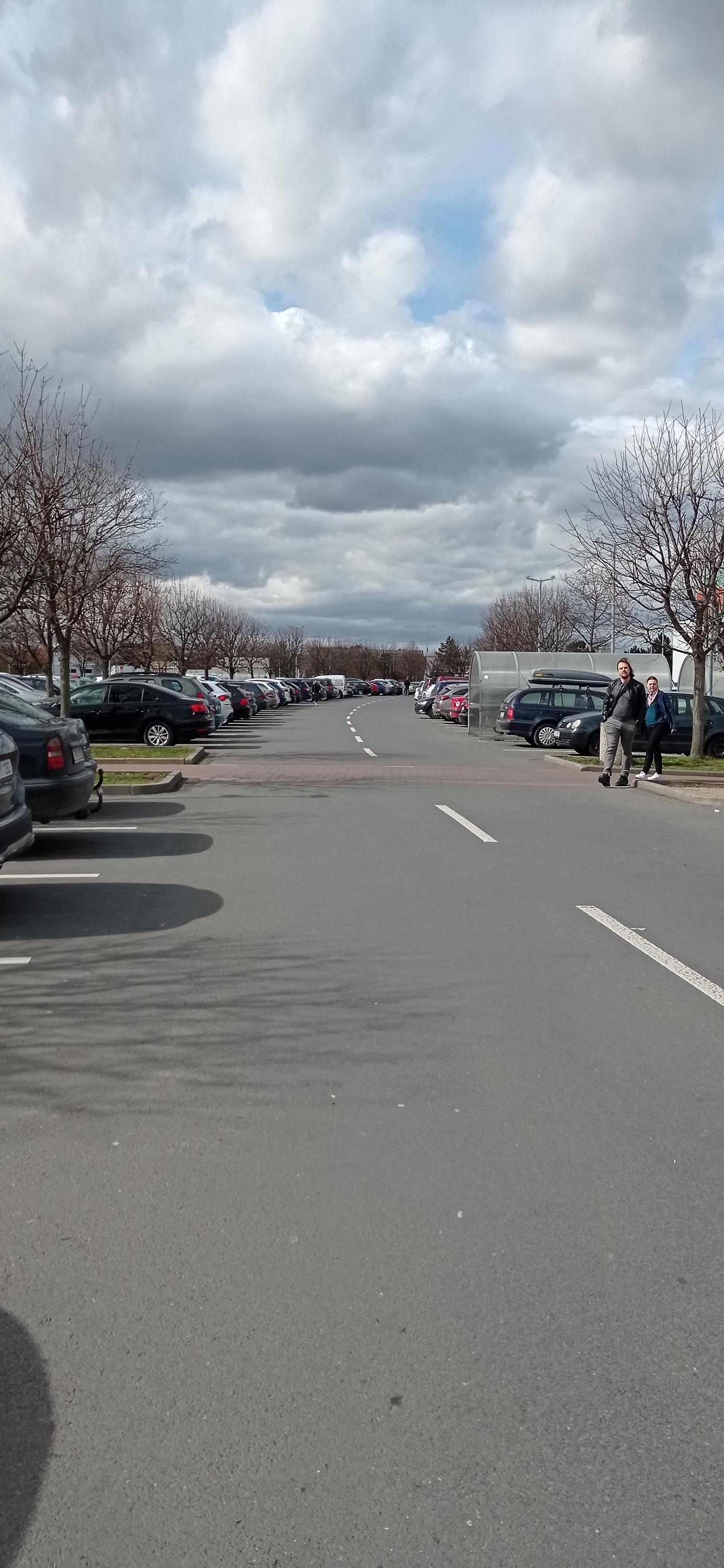 Globus Hypermarket foto 4