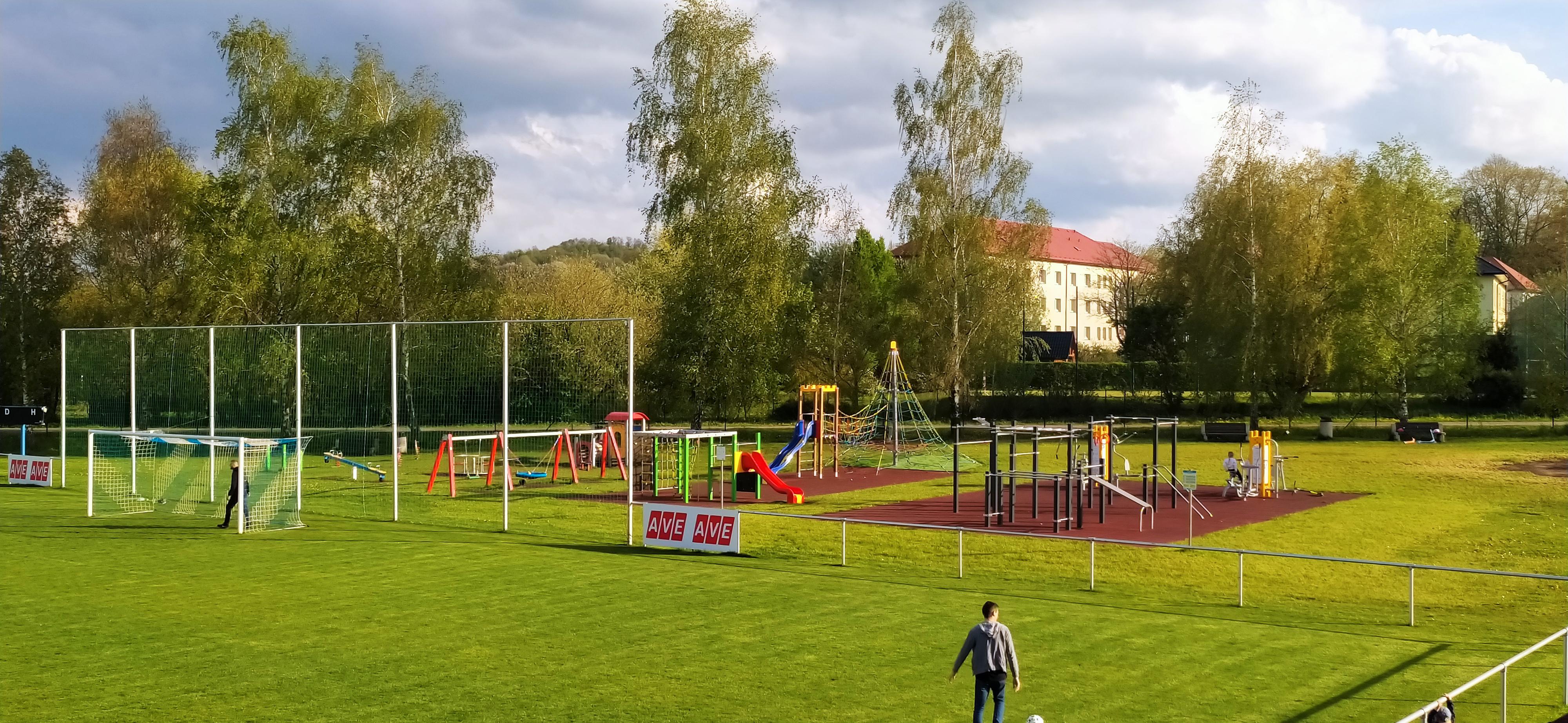 Občerstvení na hřišti FC Nasavrky foto 4