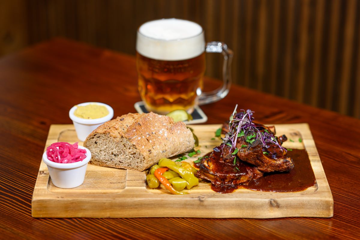 Pivovarská restaurace Svijany foto 4