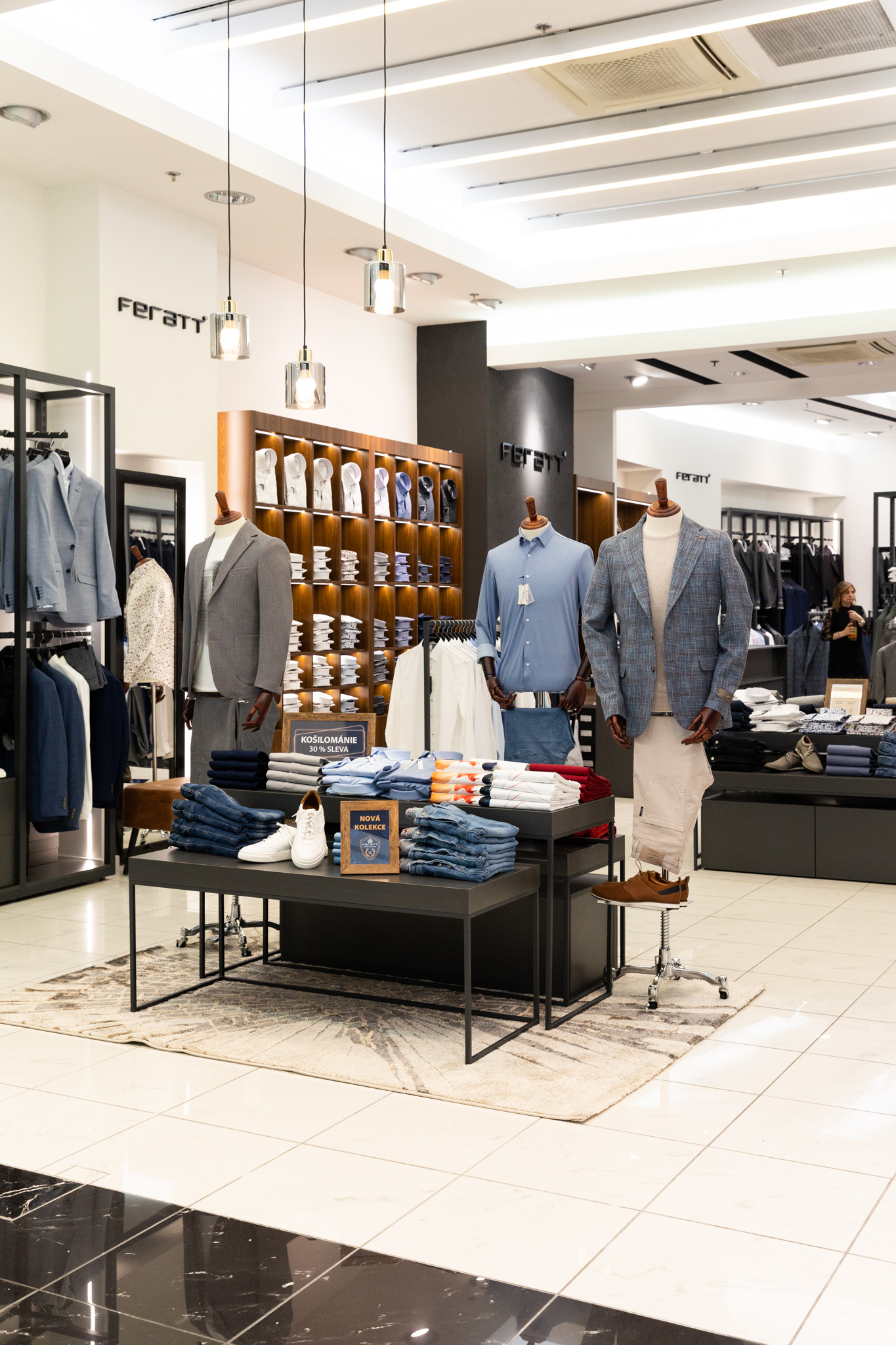 FERATT AVION Shopping Park foto 5