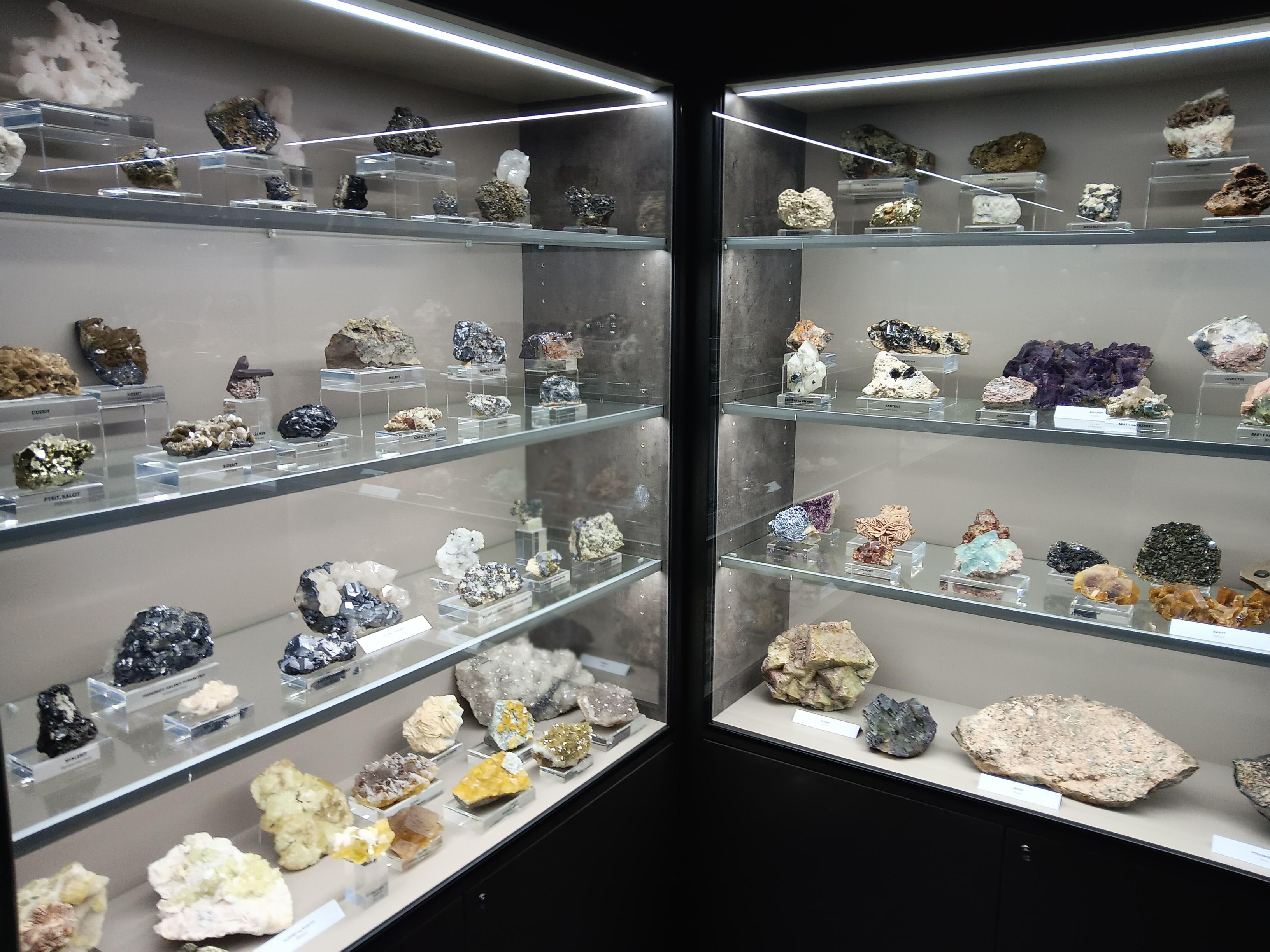 Galerie PATRIOT - mineralogické muzeum foto 4