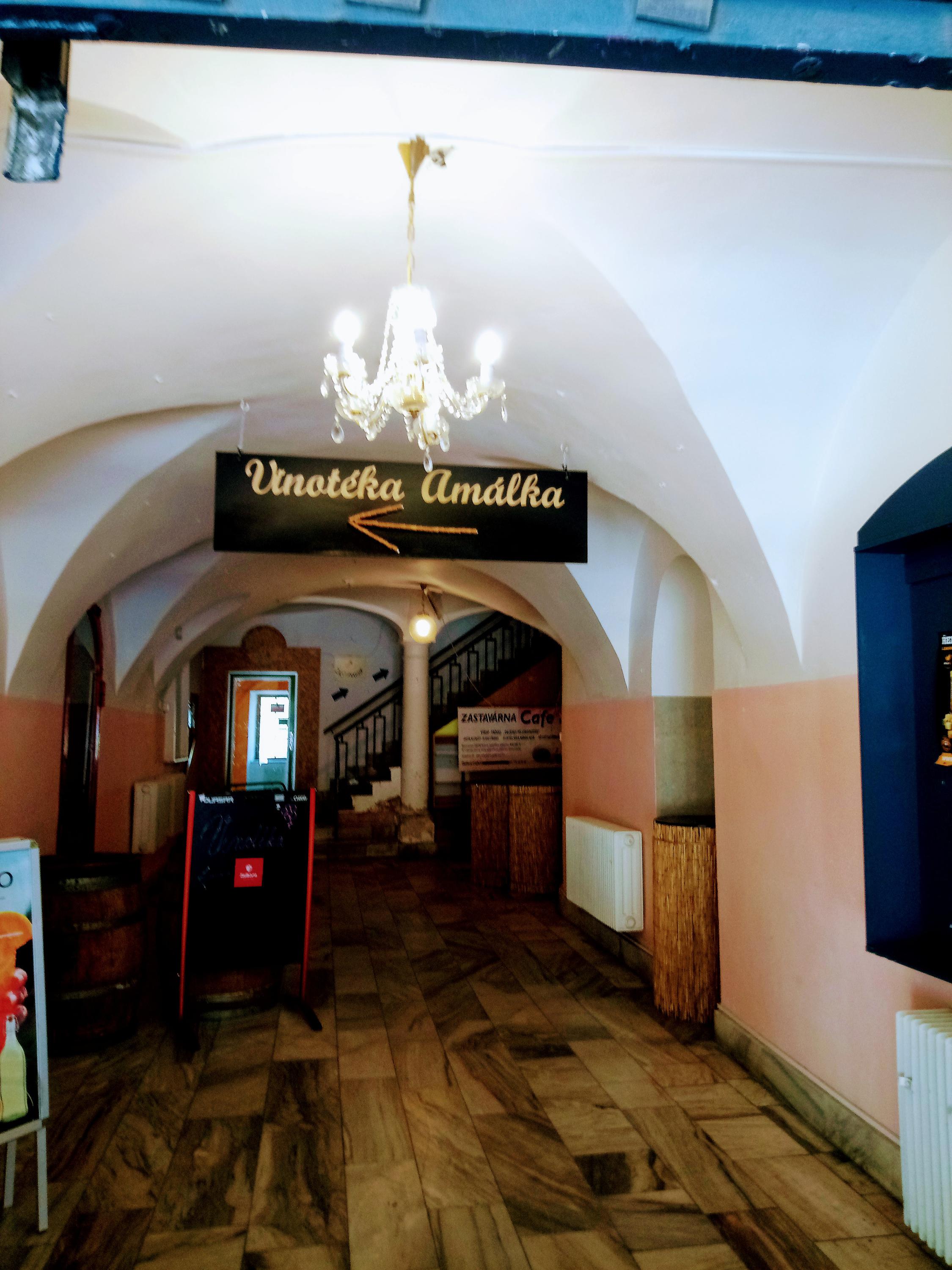 Vinotéka Amálka foto 5