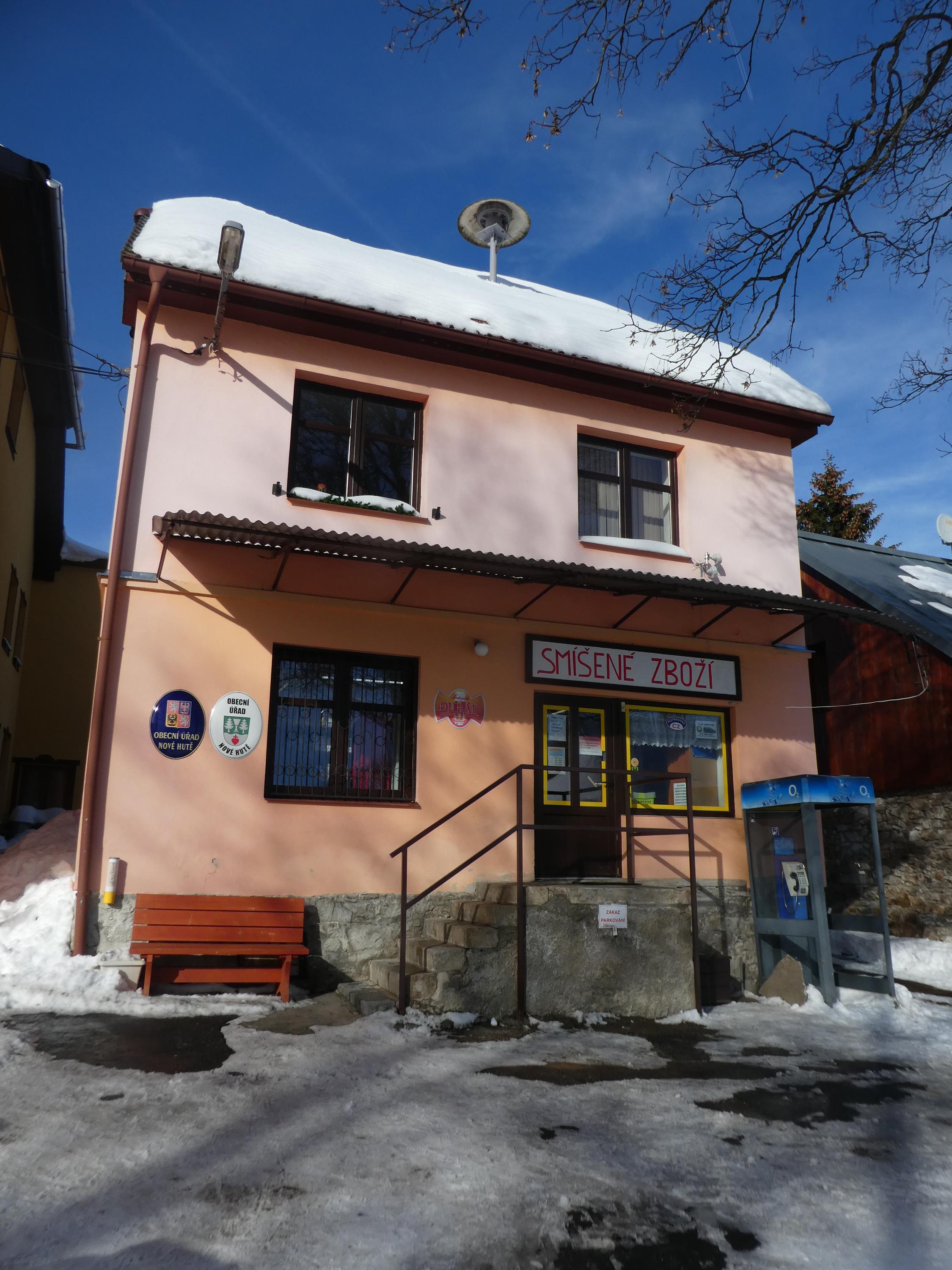 Nové Hutě - obecní úřad foto 2