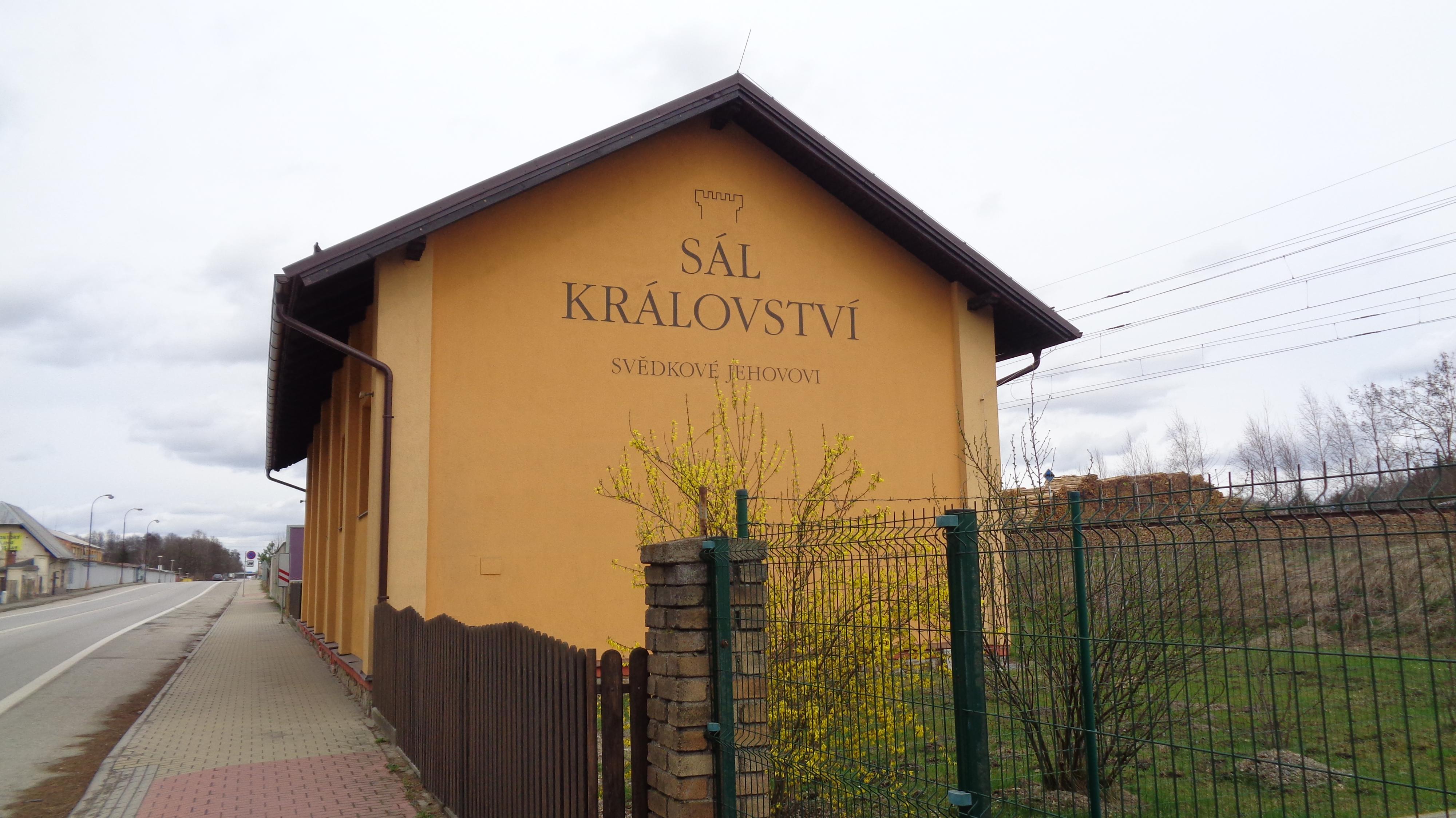 Náboženská společnost Svědkové Jehovovi foto 2
