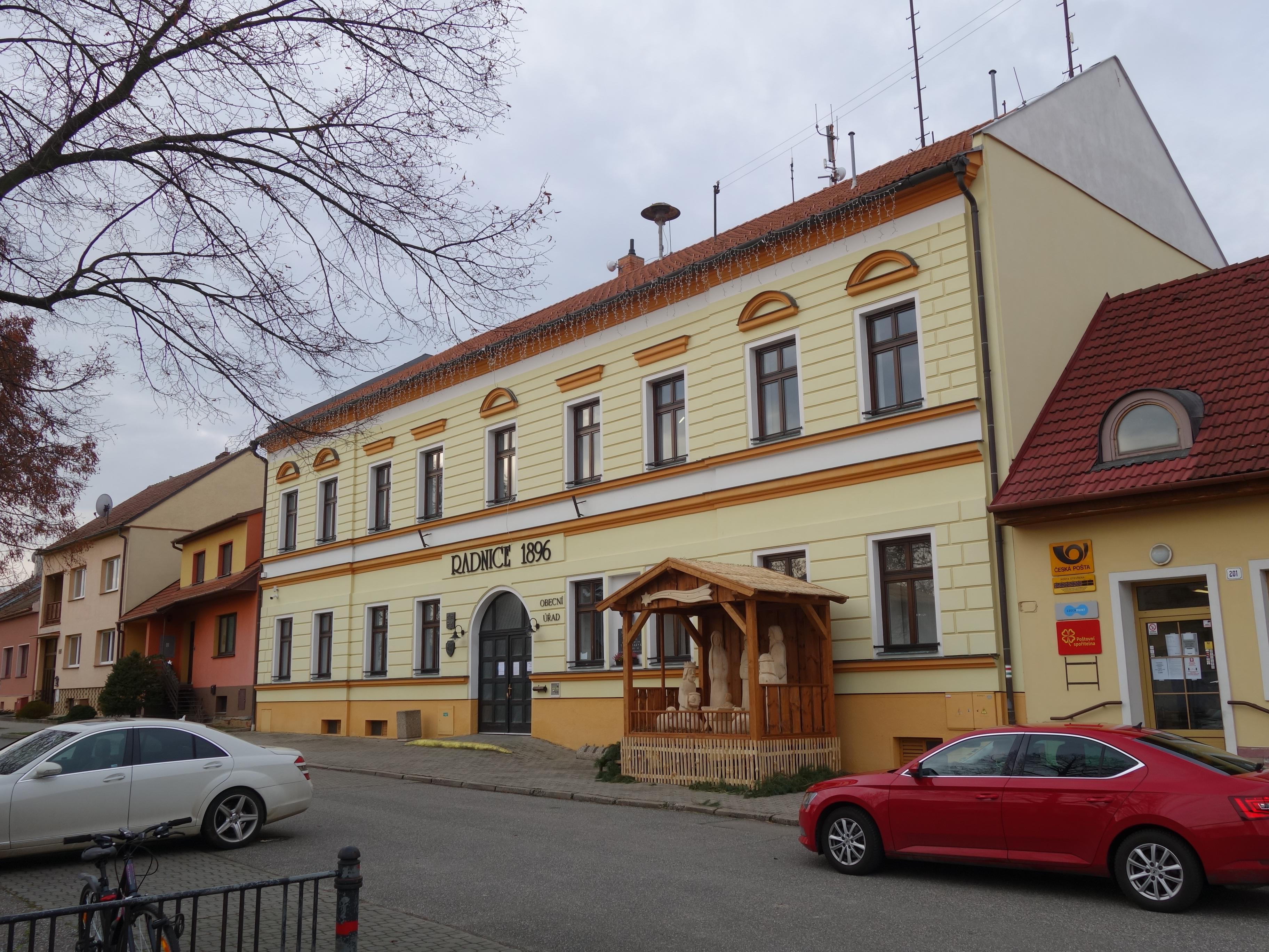 Mutěnice - obecní úřad foto 4