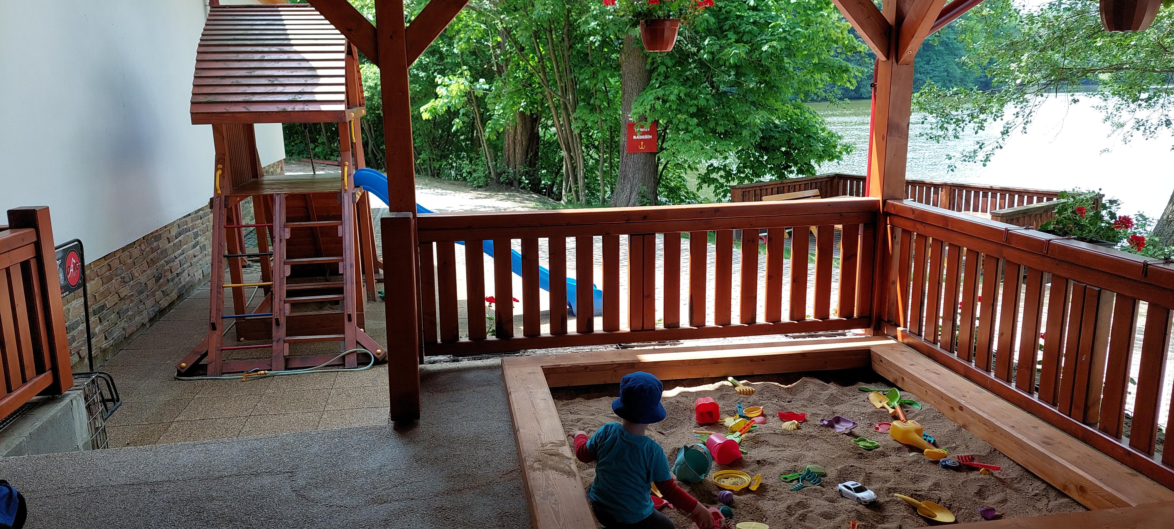 Balónový hotel Radešín foto 2