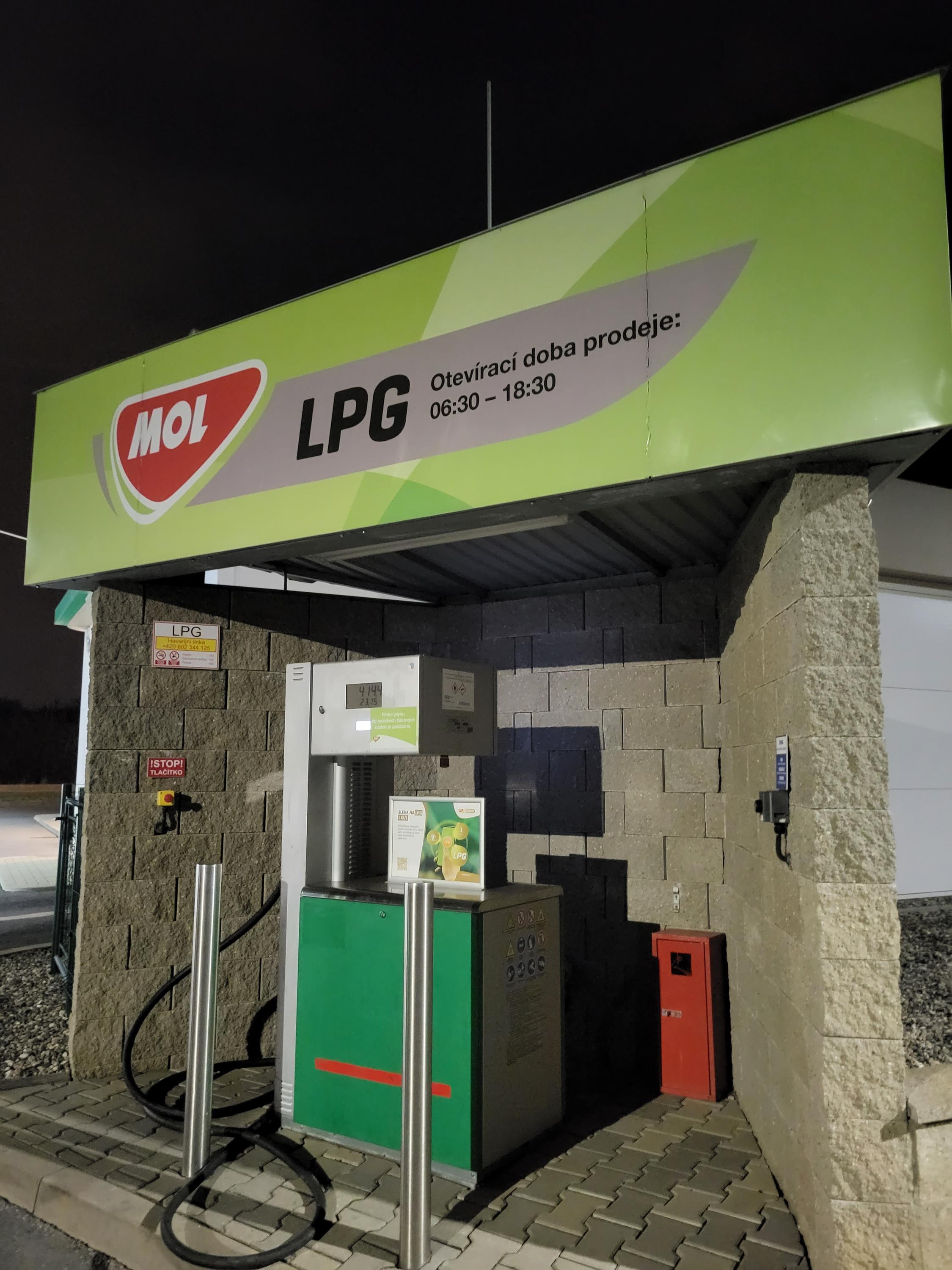 MOL čerpací stanice LPG foto 3