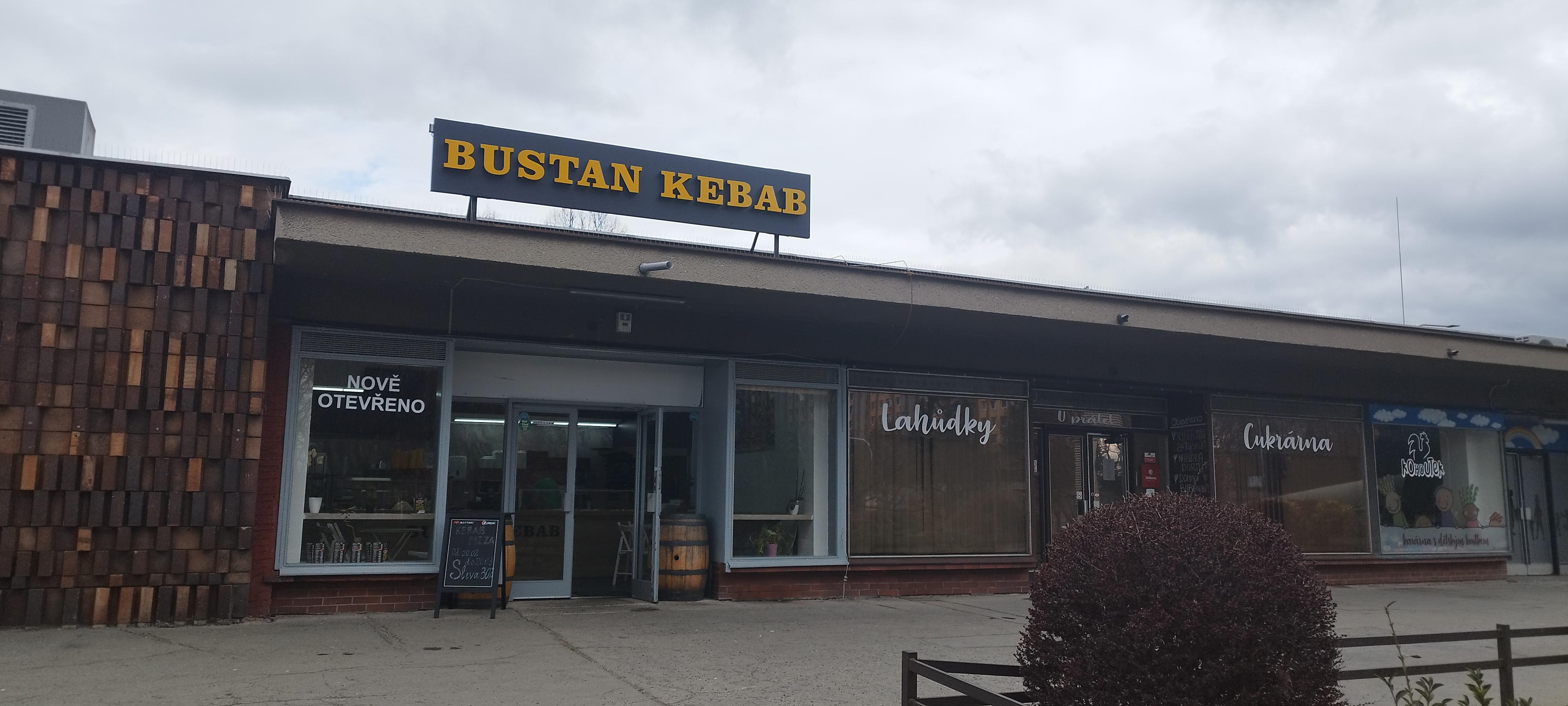 Lahůdky a cukrárna U přátel foto 5