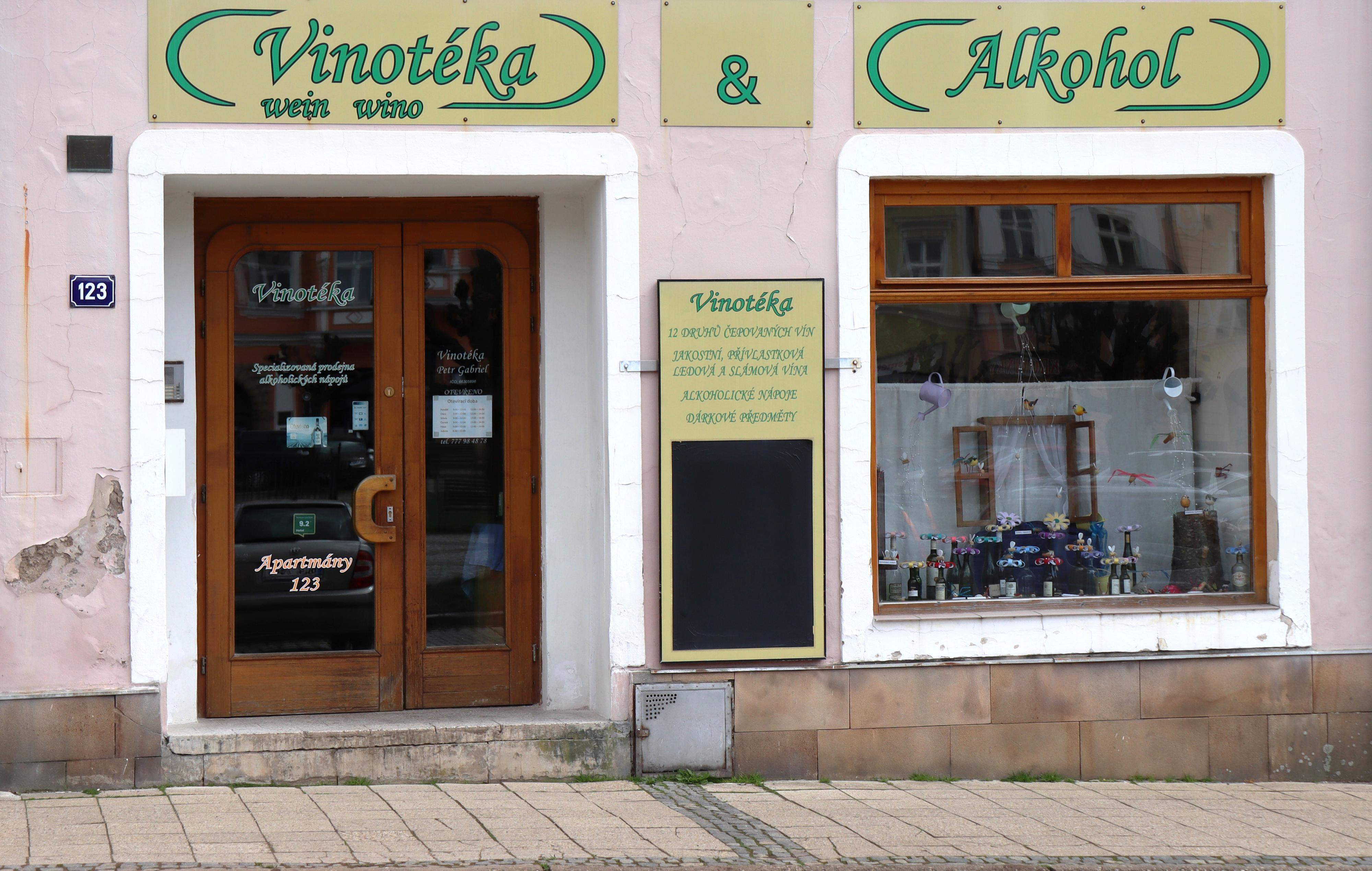 Vinotéka - Petr Gabriel foto 3