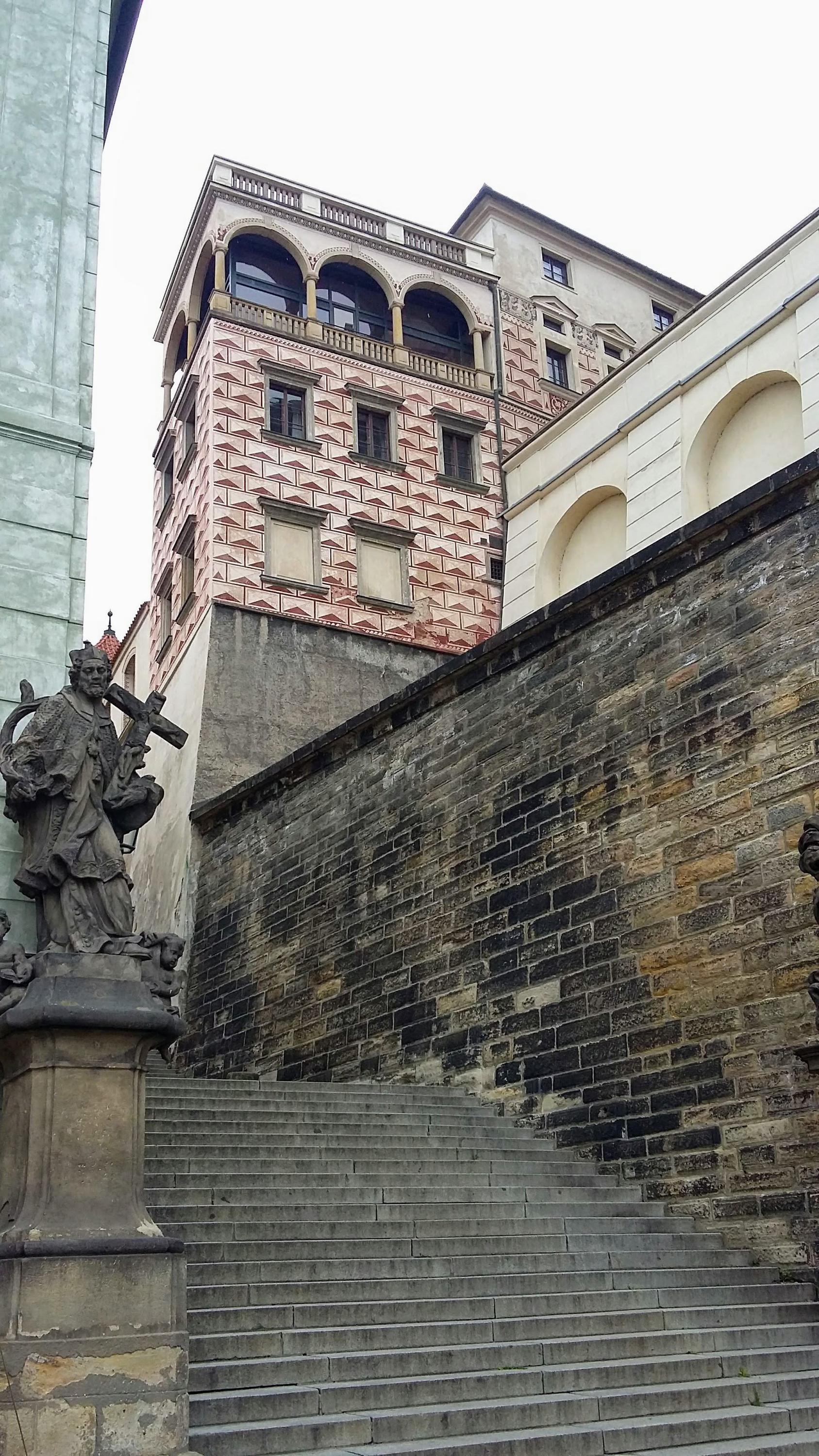 Fortna - Klášter Hradčany Řádu bosých karmelitánů foto 5