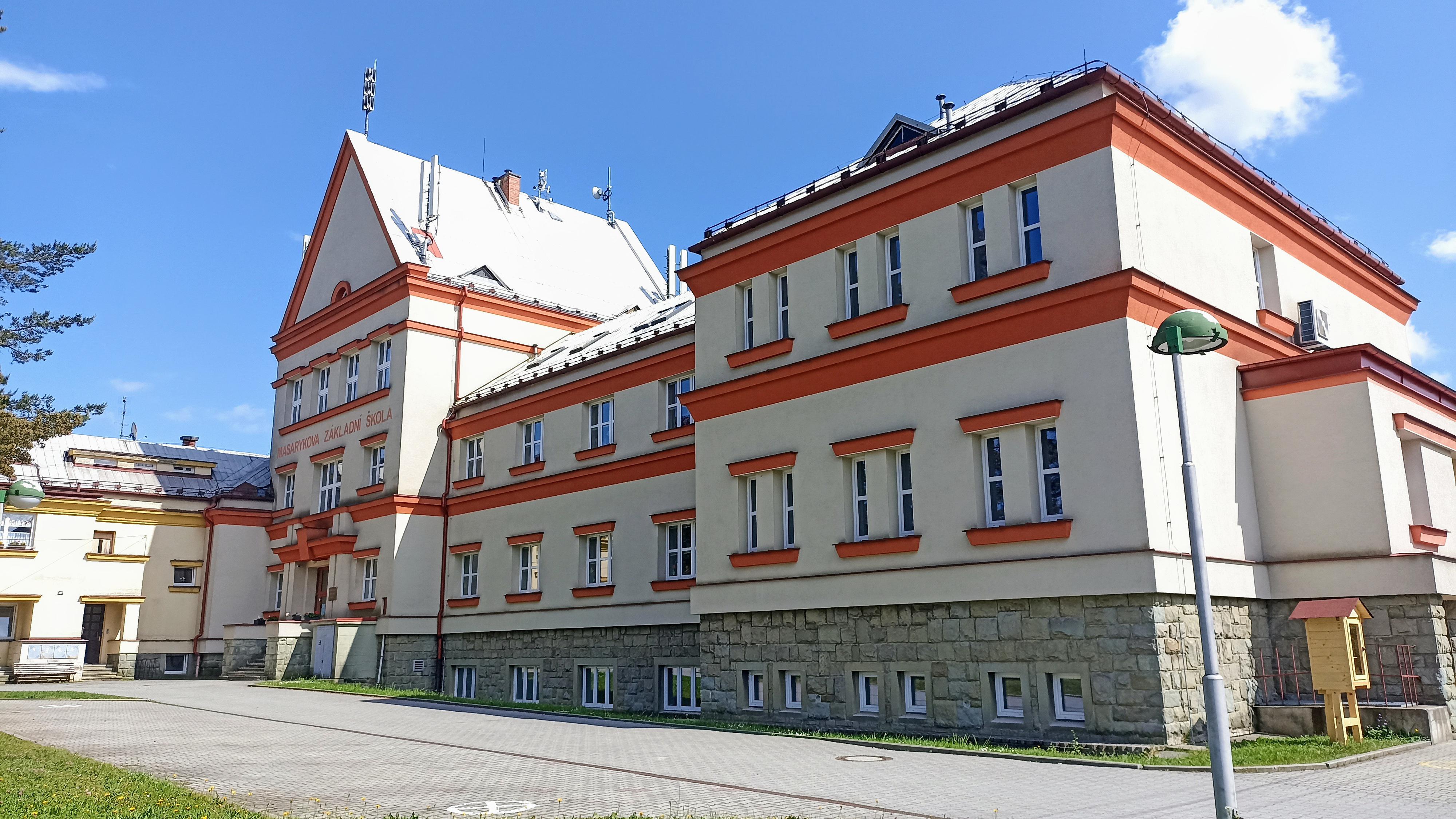 Masarykova ZŠ a MŠ Hnojník foto 4