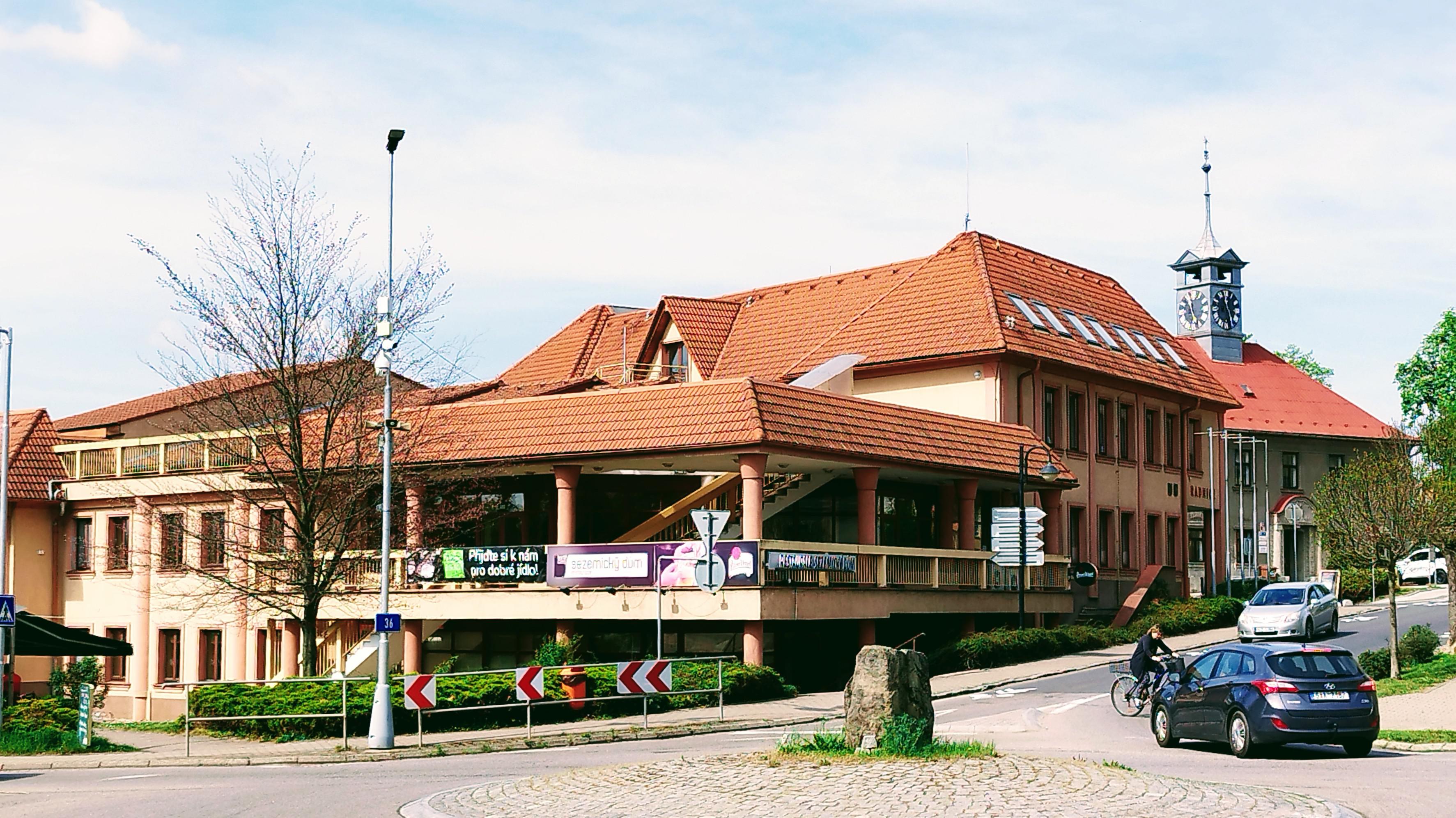 Restaurace Sezemický dům foto 2