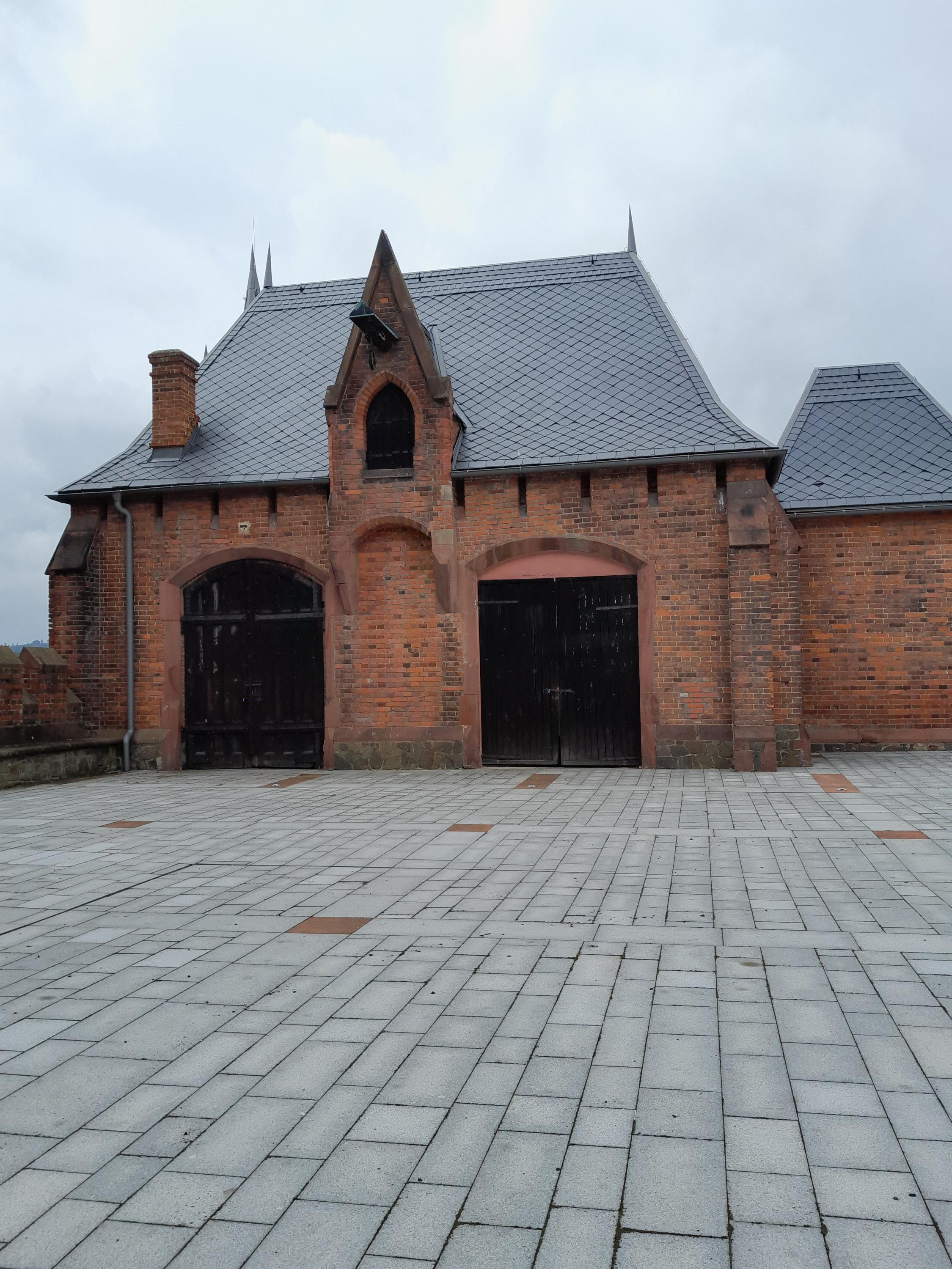 Červený zámek foto 6