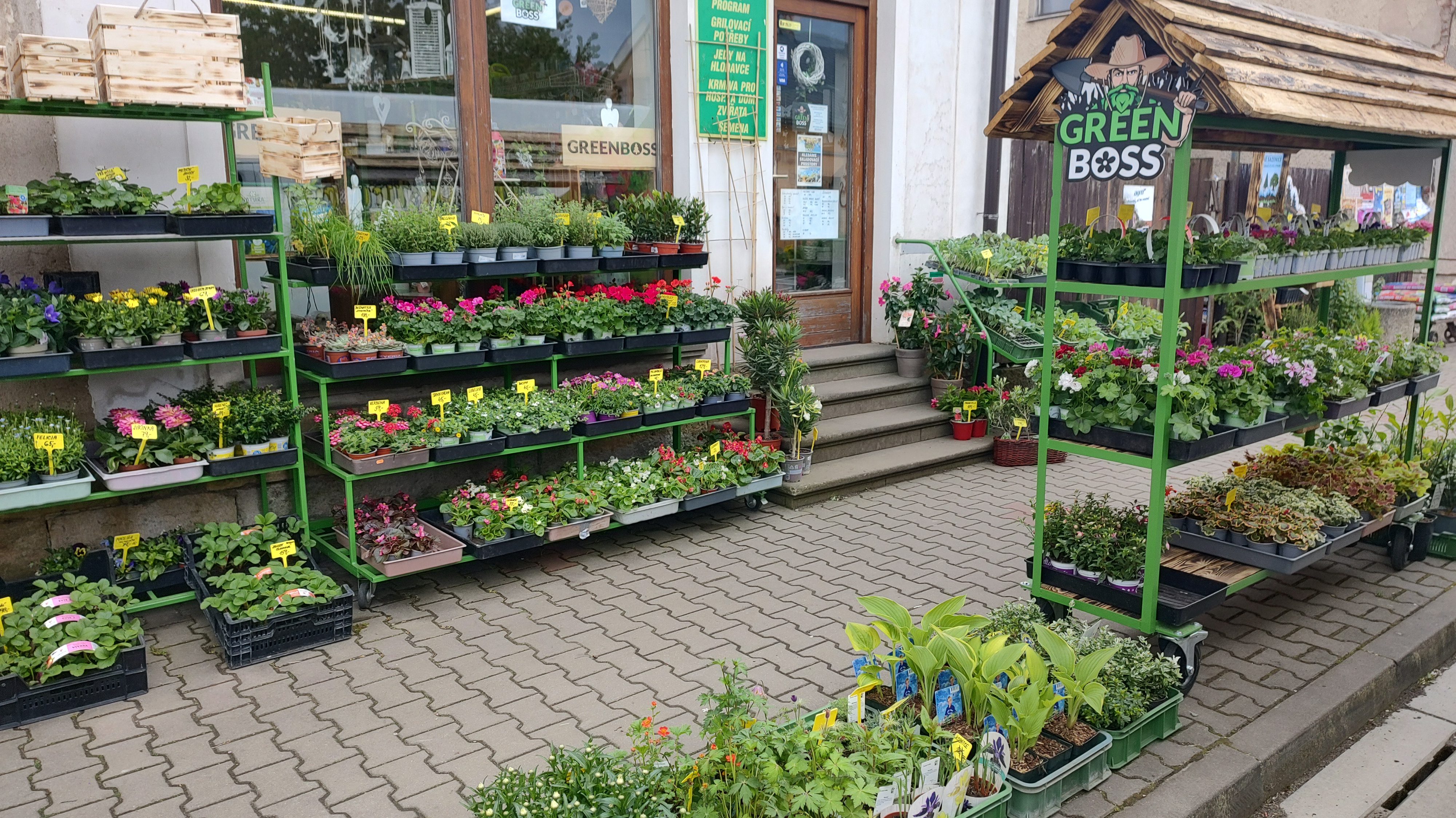 GREENBOSS - zahradní minicentrum foto 6