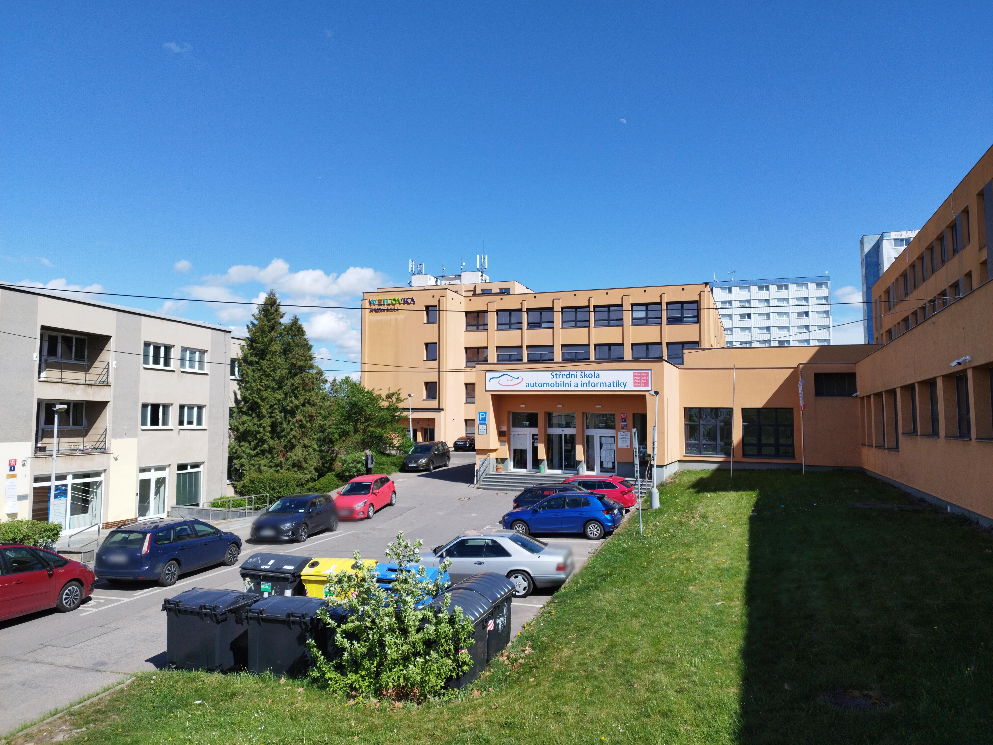 Střední odborná škola automobilní, informatiky a Gymnázium foto 2