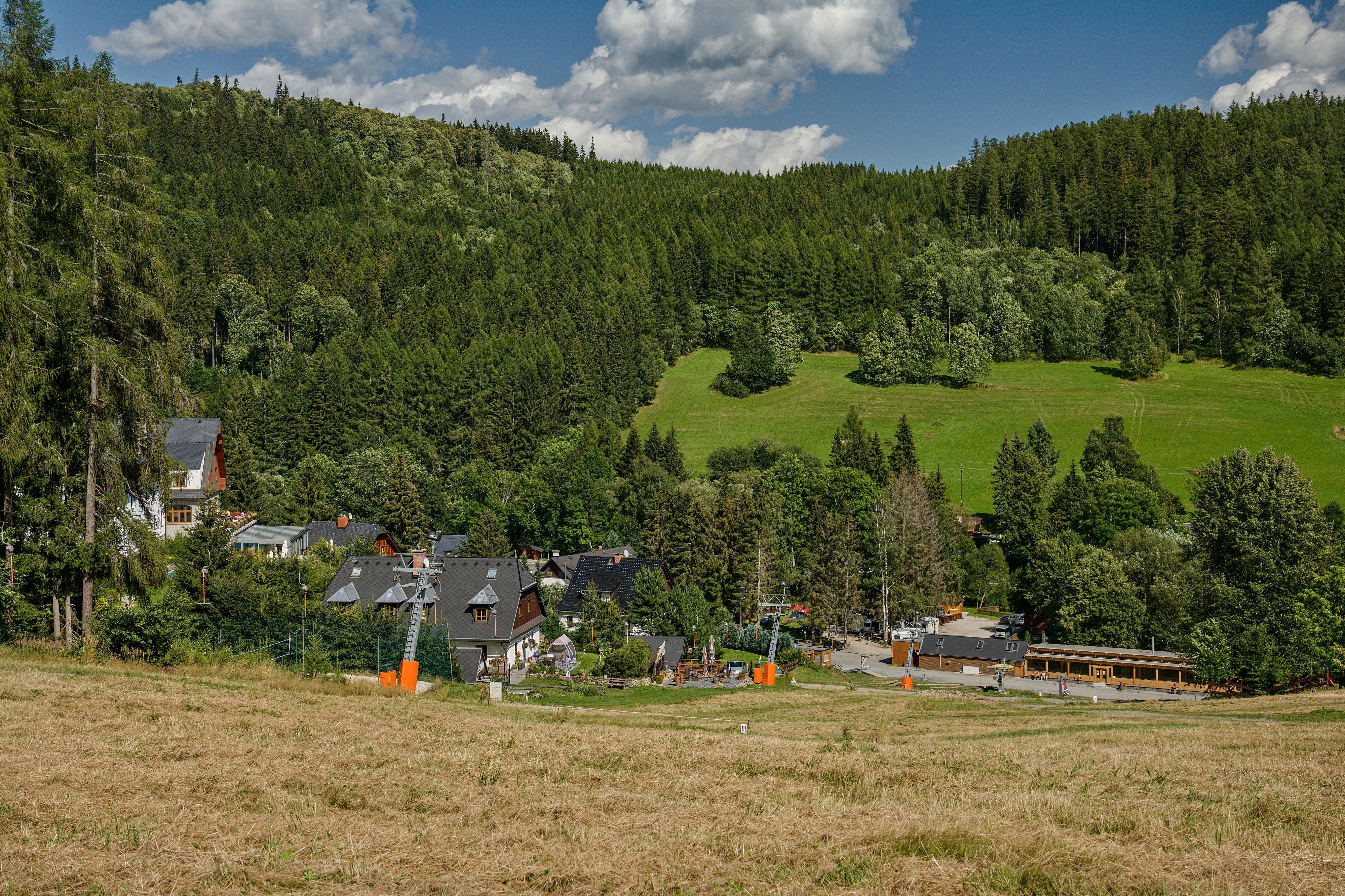 Lyžařský areál - RESORT KOPŘIVNÁ foto 6