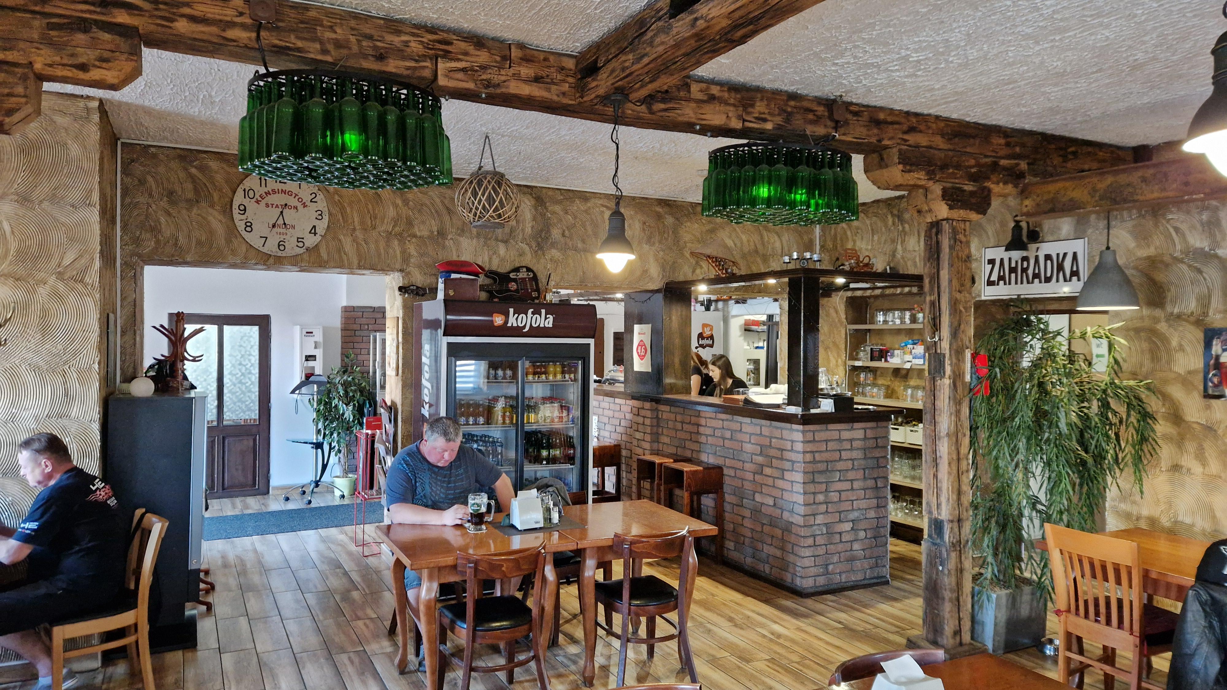 Restaurace U Nádraží foto 3
