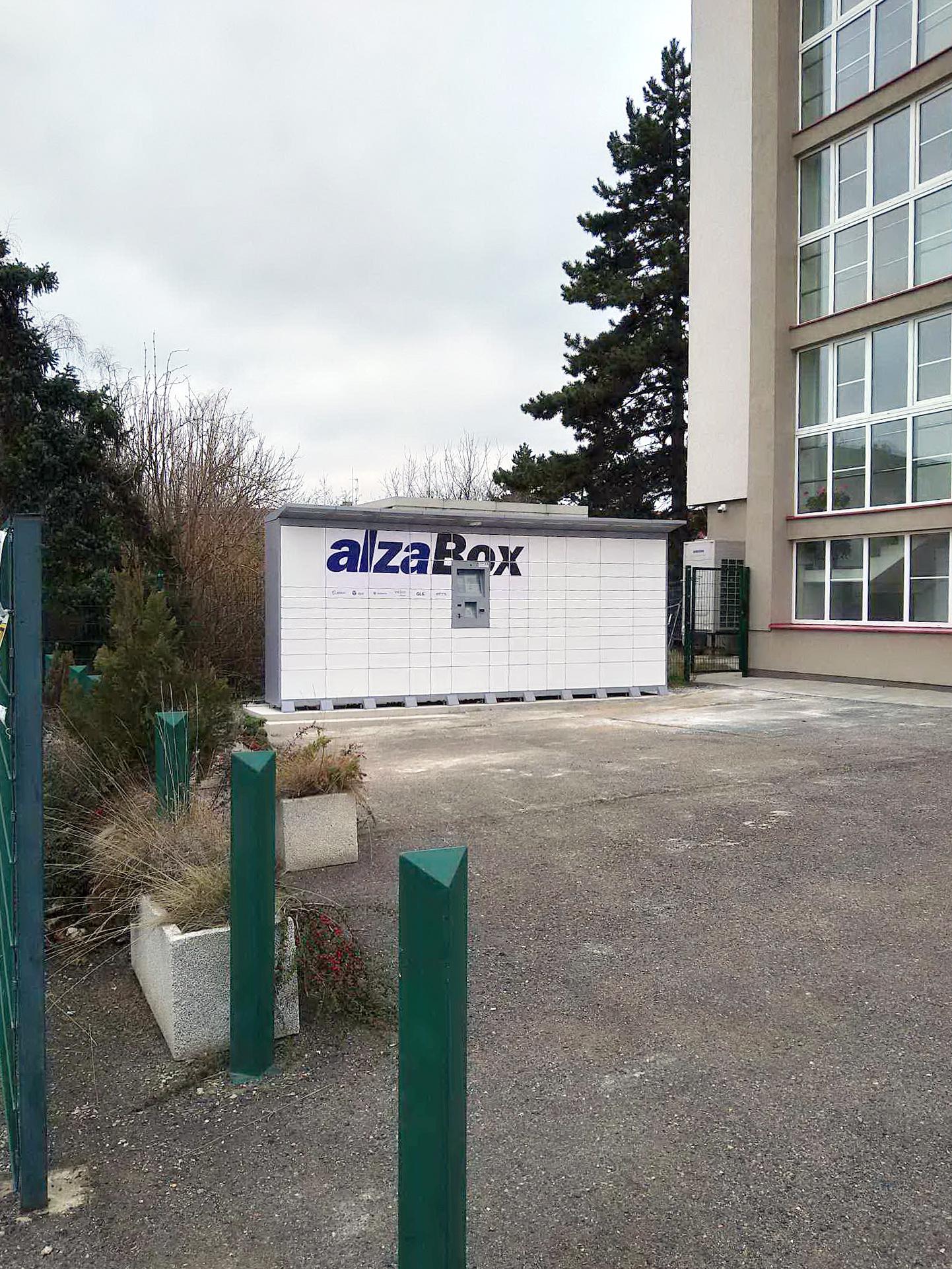 AlzaBox foto 2