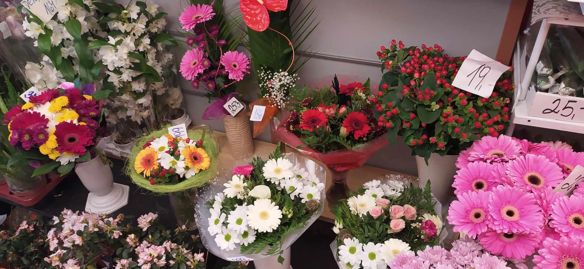 Květinářství a keramika Marcela Strahalová foto 3