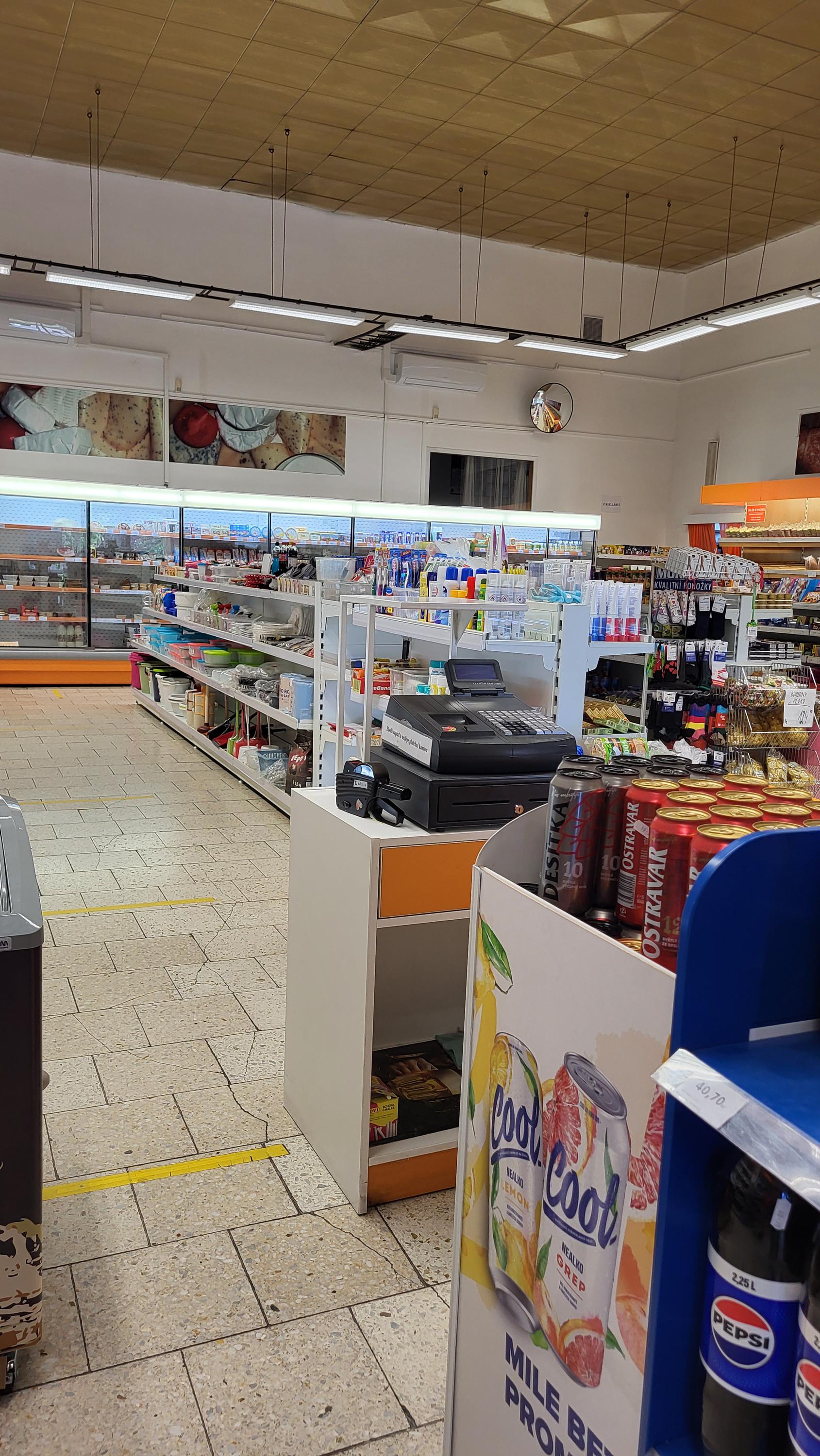 BUDOUCNOST, spotřební družstvo v Ostravě foto 3