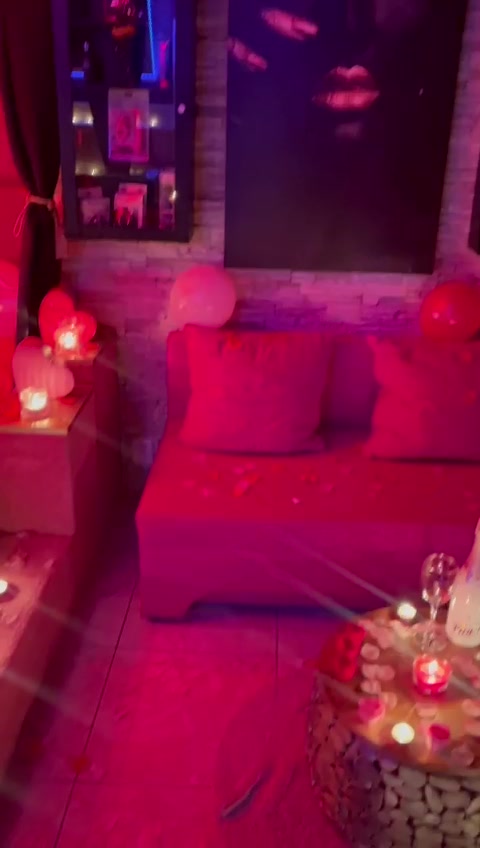 Privátní Wellness - hotel foto 2 (náhled videa)